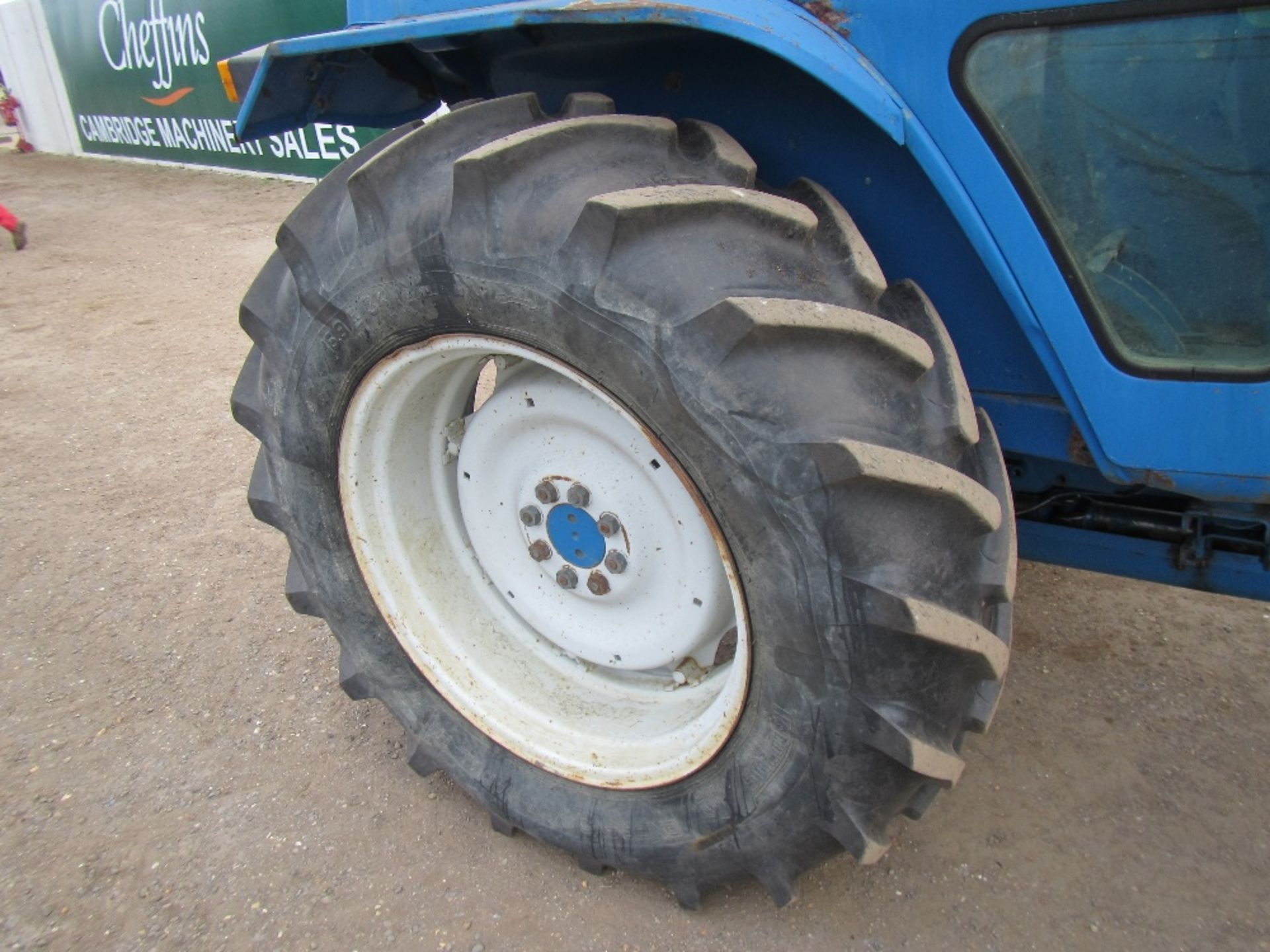 Ford 5610 4wd Tractor - Image 5 of 17