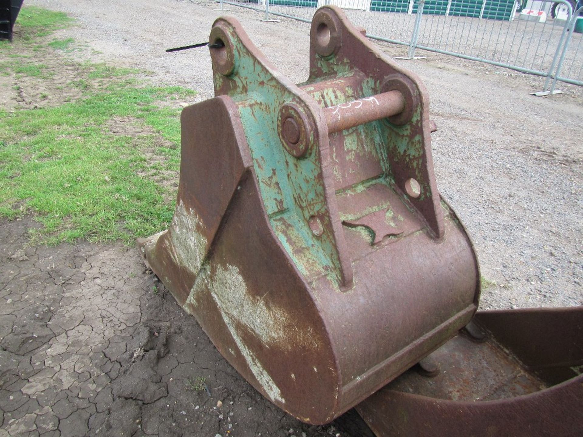 600mm Digging Bucket - Image 2 of 5