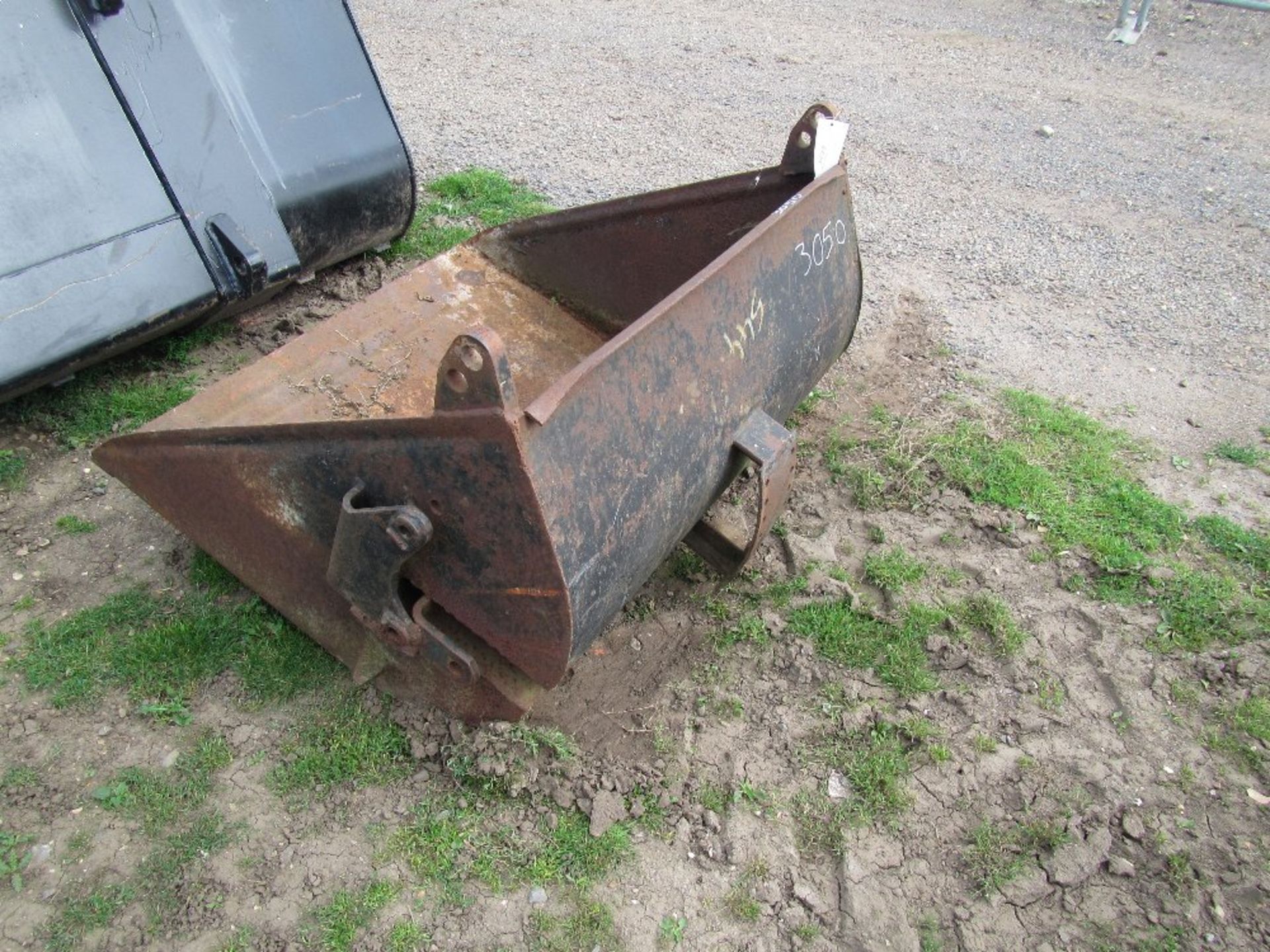 Loader Bucket - Image 3 of 6