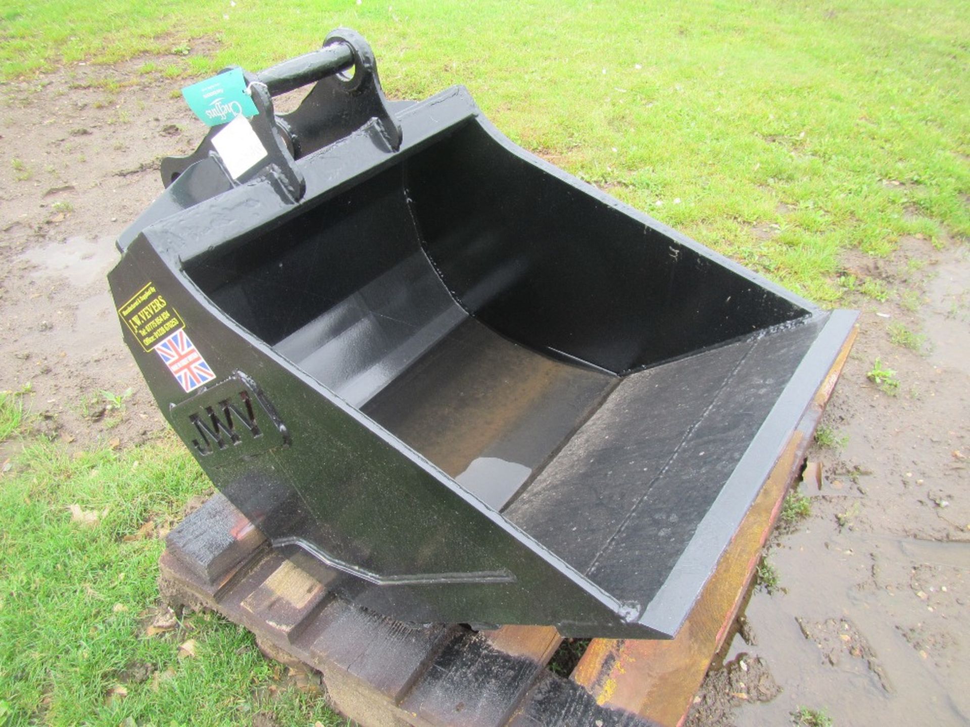 2ft Digging Bucket for 8 Ton Machine - Image 6 of 6