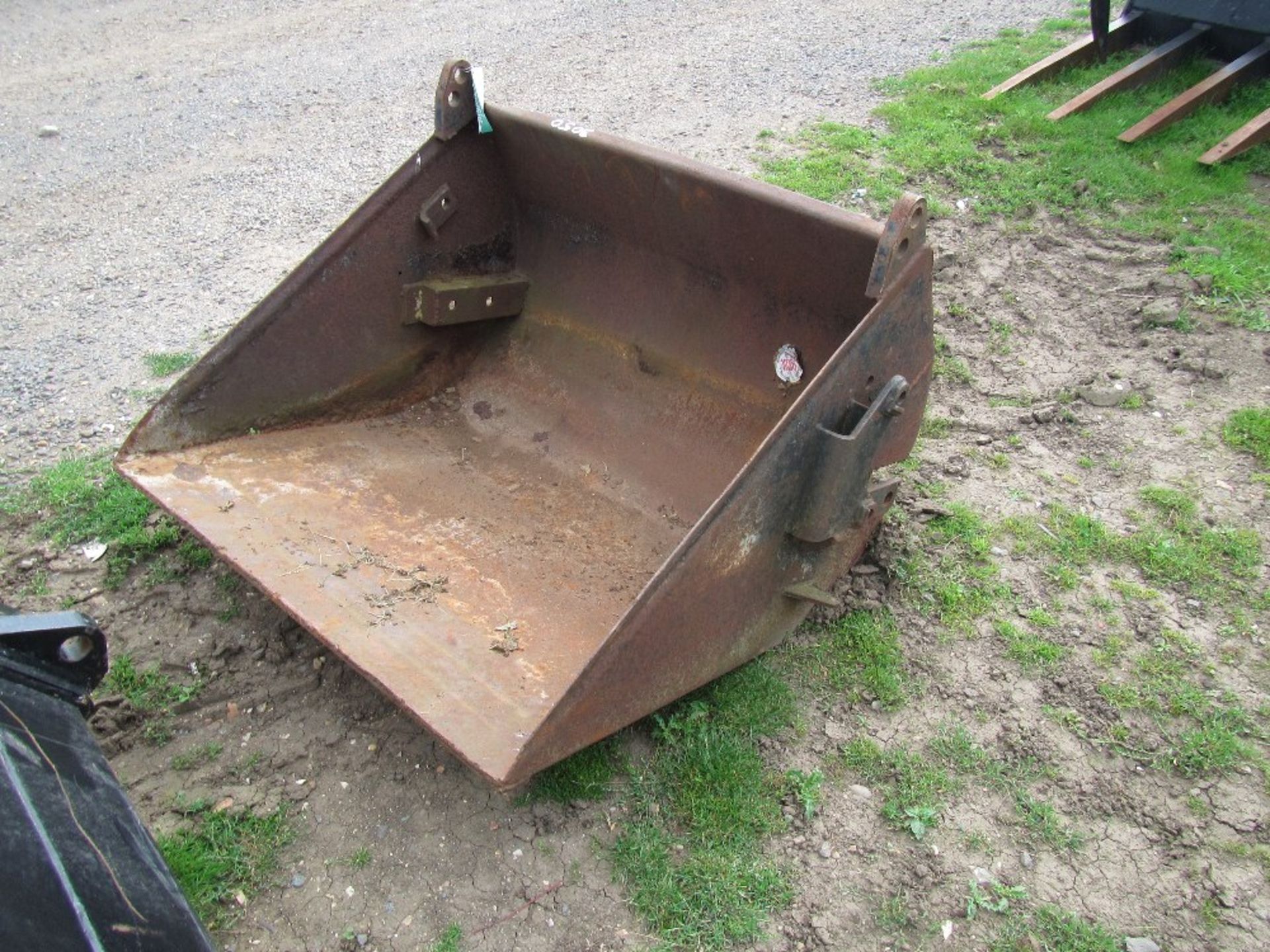 Loader Bucket - Image 4 of 6