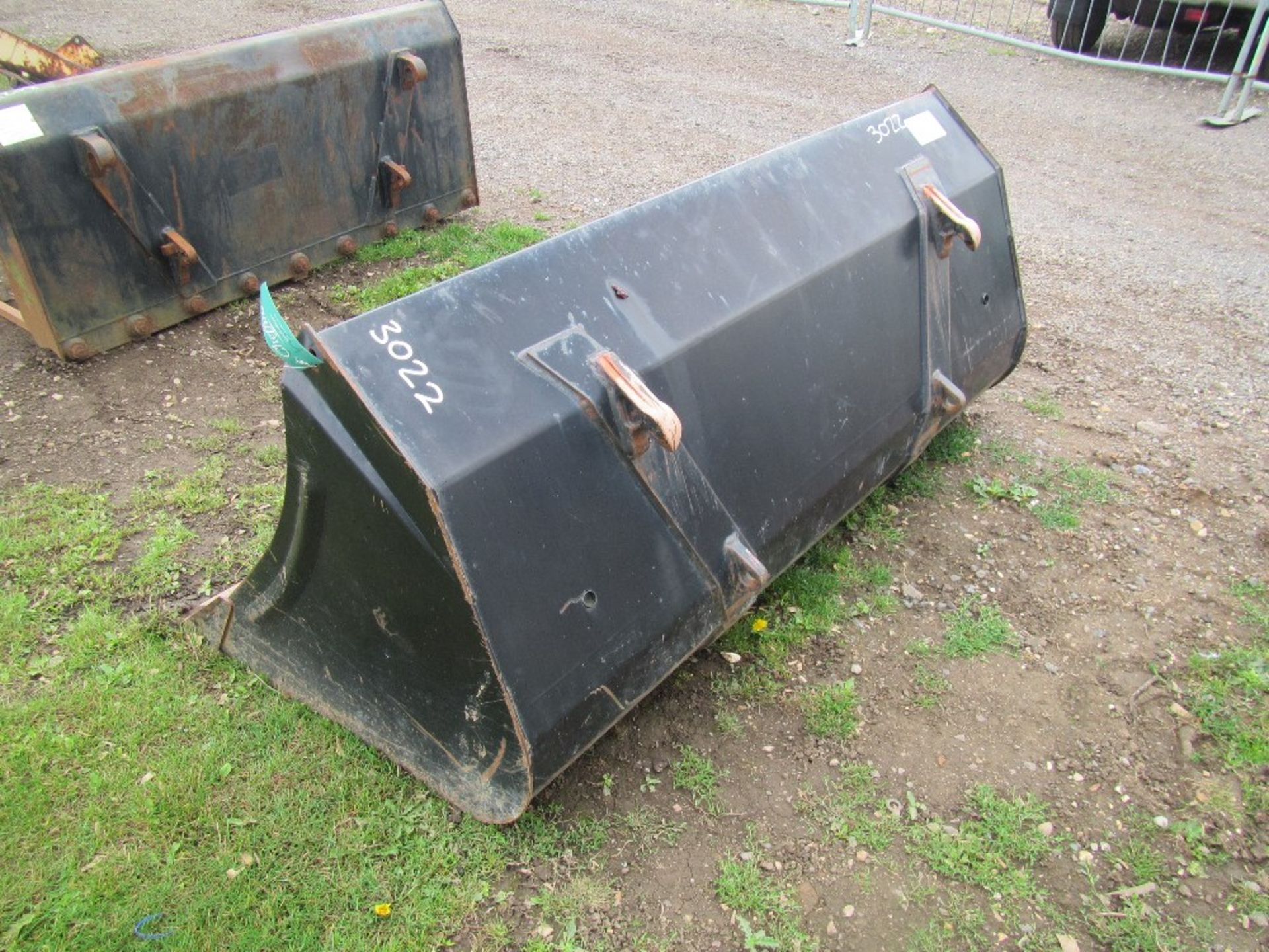 Heavy Duty Bucket for Zetor Proxima - Image 3 of 6