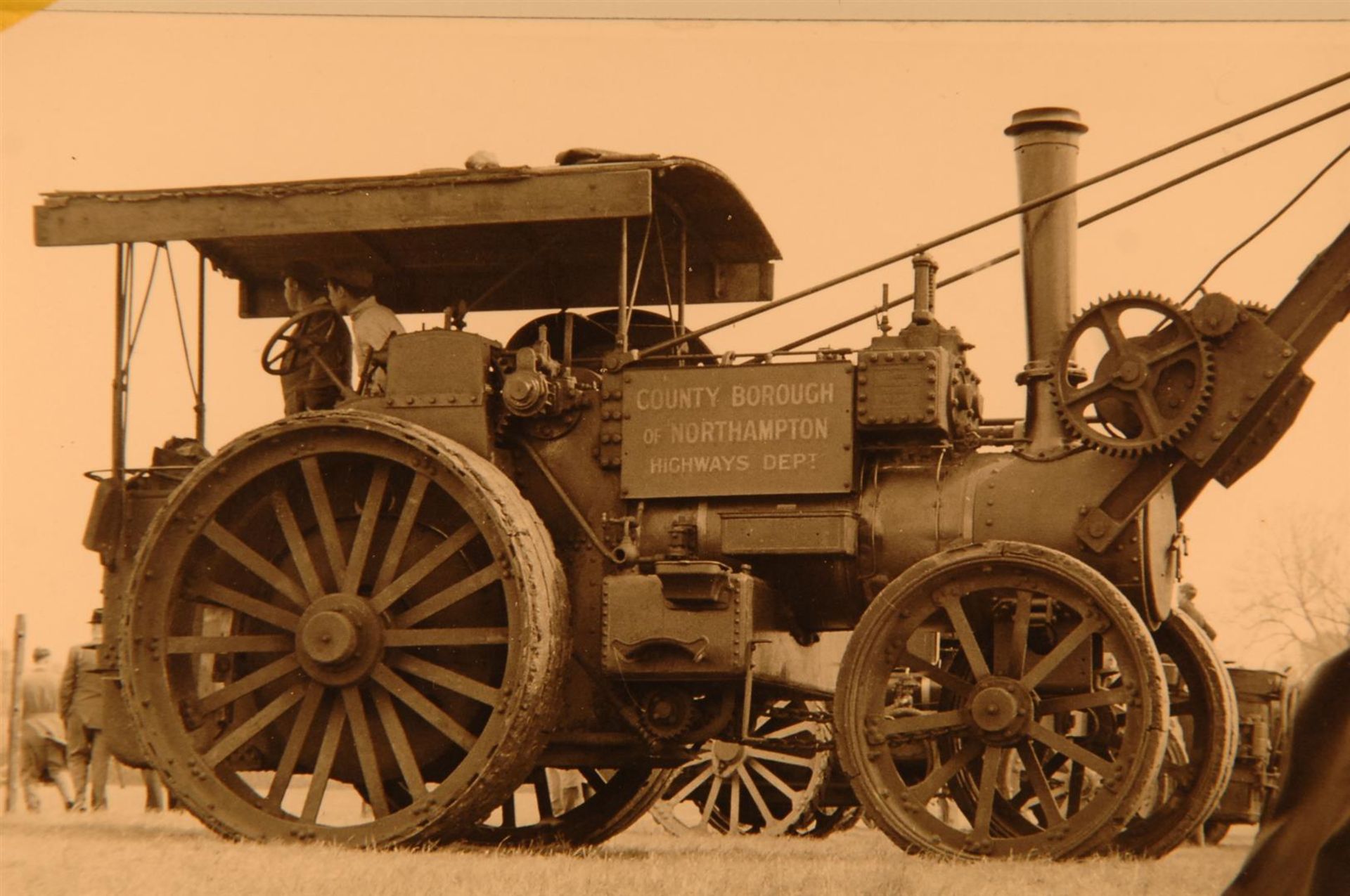 1922 McLaren 8nhp Road Locomotive No. 1713 Reg no. NH 3998. Double crank compound . Fully sprung.