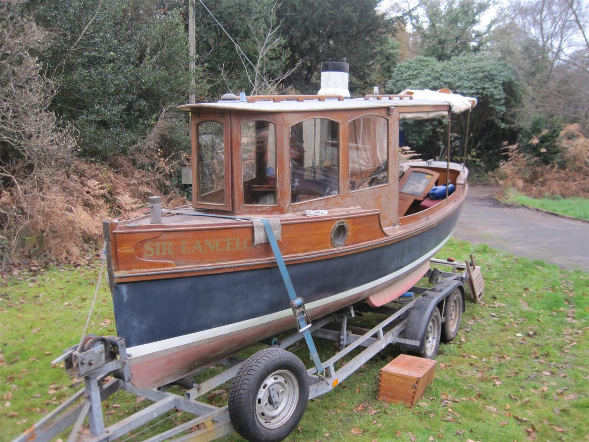 21ft steam launch 'Sir Lancelot' (formerly Pterion). FRP hull with hardwood superstructure. Built in - Image 10 of 10