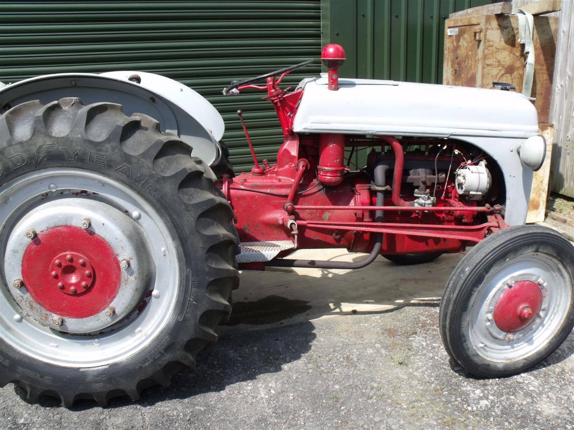 1940 FORD FERGUSON 9N 4cylinder petrol TRACTOR Serial No. 9N3/974 Fitted with Sherman overdrive, - Image 8 of 8