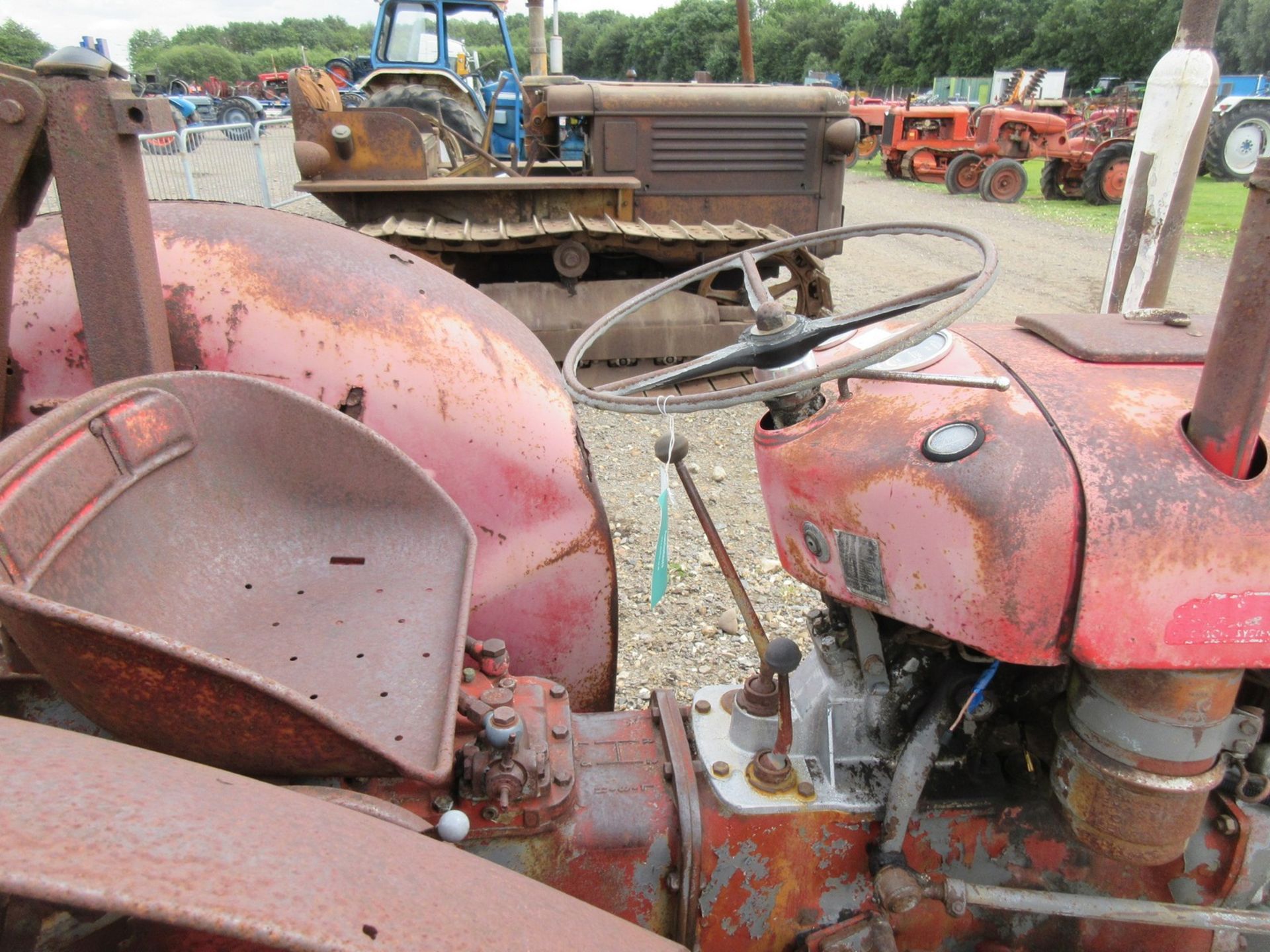 MASSEY FERGUSON 35X 3cylinder diesel TRACTOR Stated by the vendor to be in original condition - Image 6 of 8