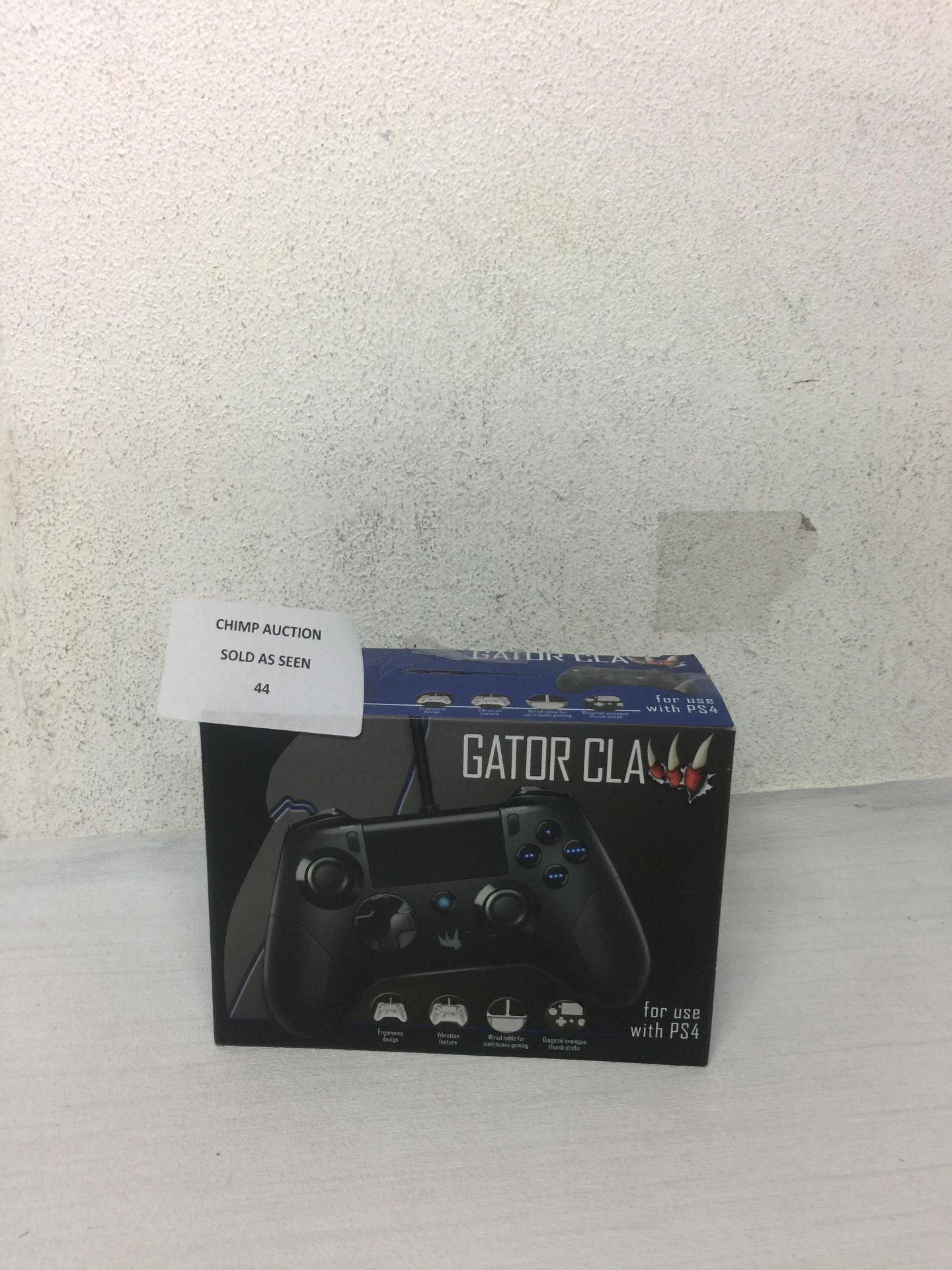 GATOR CLA SONY PS4 GAMING CONTROLLER