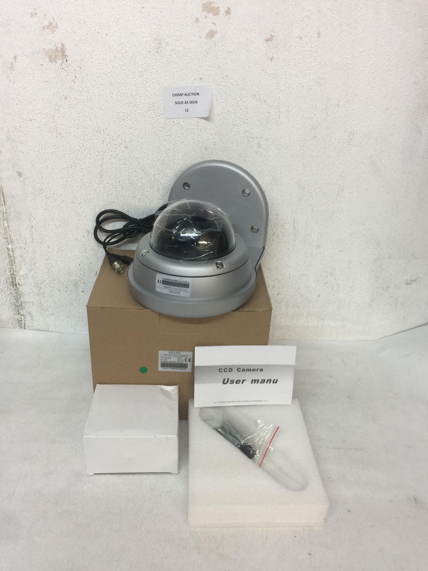 BRAND NEW E233D COLOR CCTV SECURITY CCD CAMERA & BRACKET RRP £79.99.