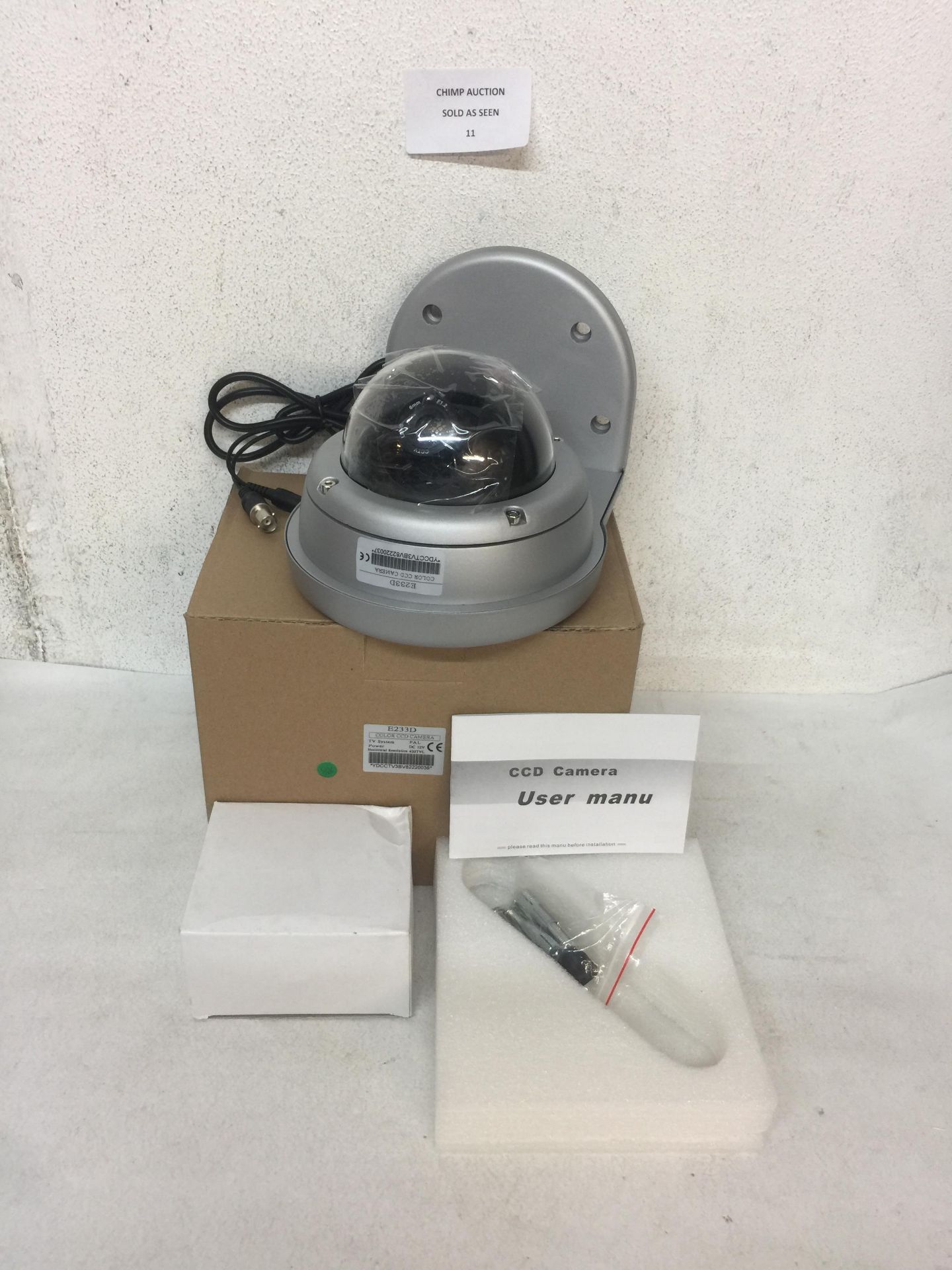 BRAND NEW E233D COLOR CCTV SECURITY CCD CAMERA & BRACKET RRP £79.99.