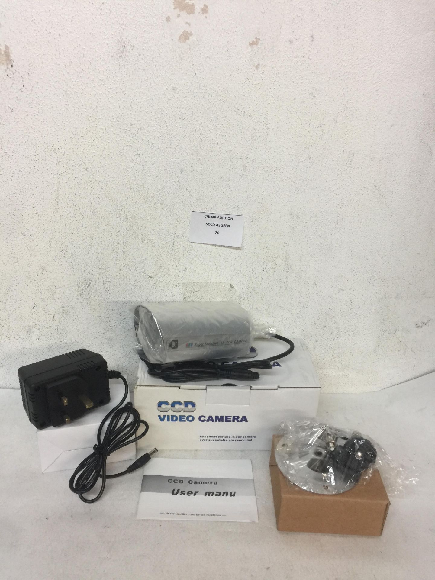 BRAND NEW IR COLOR CCTV SECURITY CCD CAMERA & ADAPTER RRP £79.99.