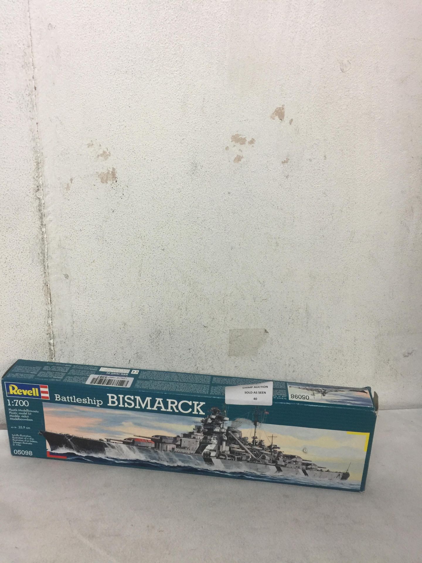 REVELL 1:700 BATTLESHIP BISMARCK MODEL KIT