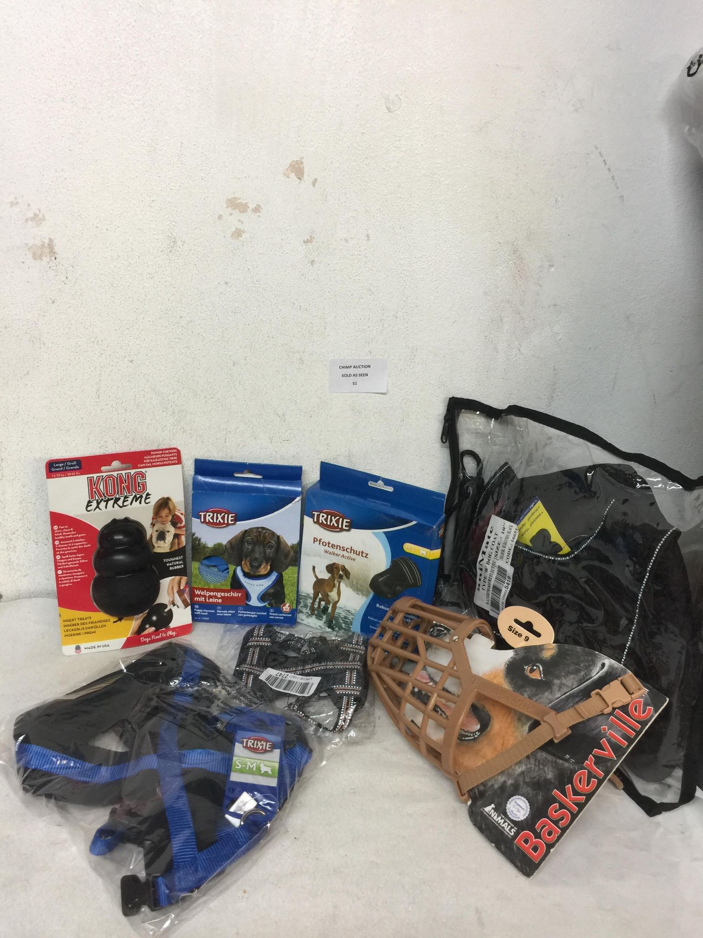 JOBLOT OF MIXED PET ITEMS