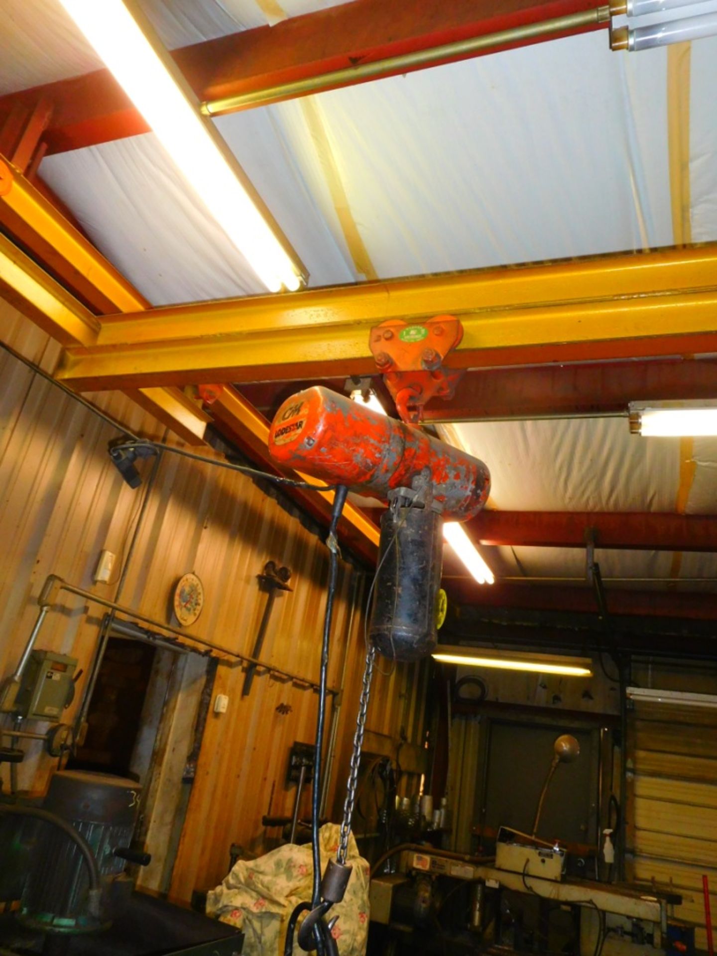 Overhead Crane System Apprx 20' x 30' w/CM Lodestar Hoist - Image 2 of 5