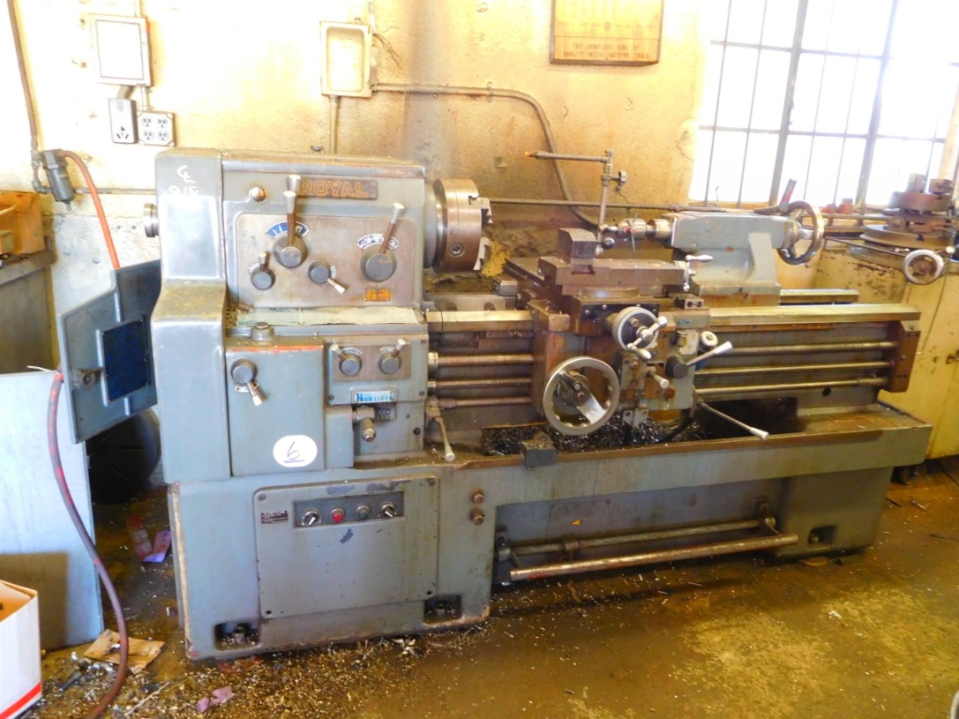 Royal Engine Lathe 17" x 40"