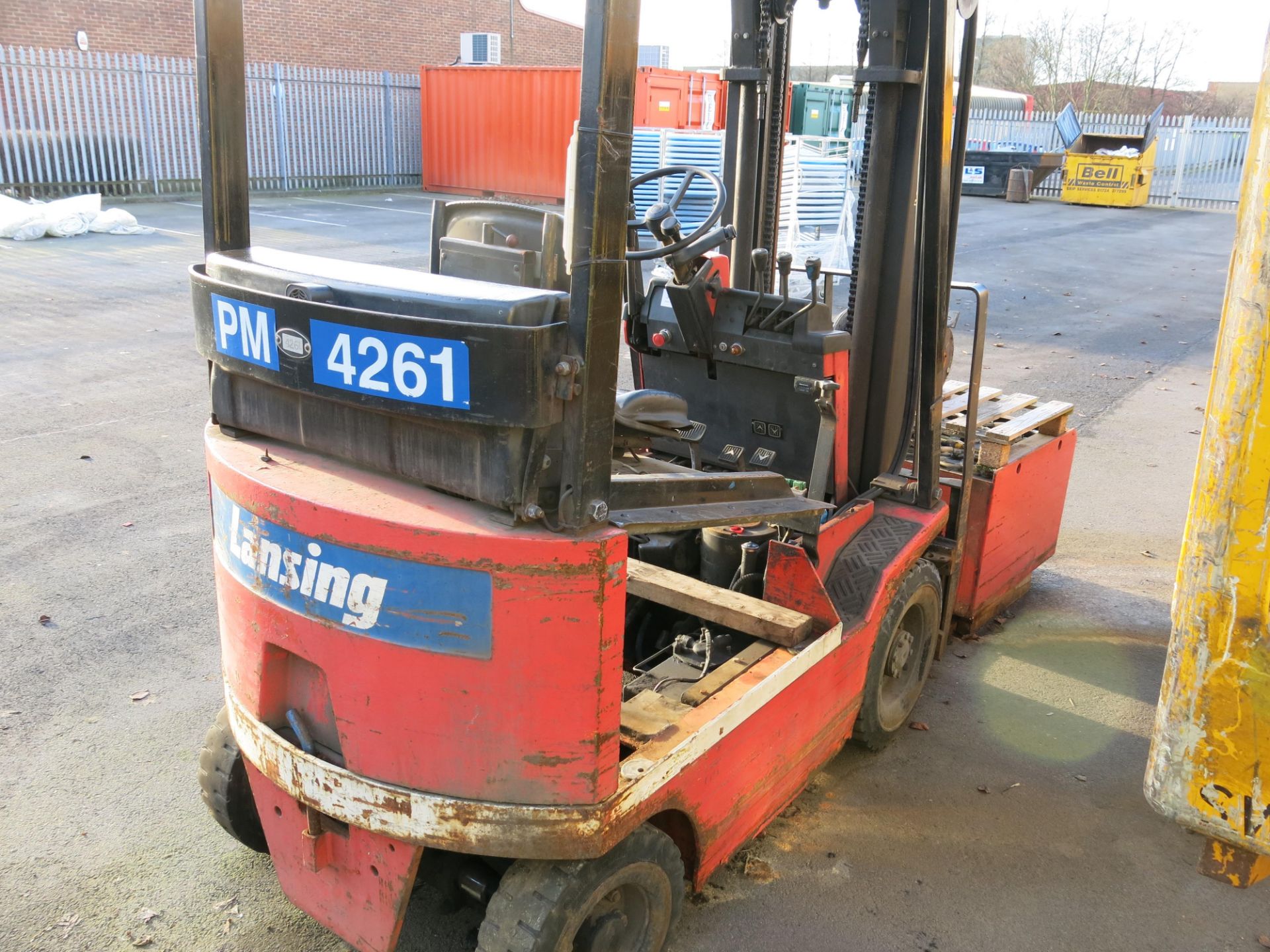 * A Lansing model FOER15120 PFL battery forklift, YOM 1980 - spares or repair. Please note there - Image 4 of 7