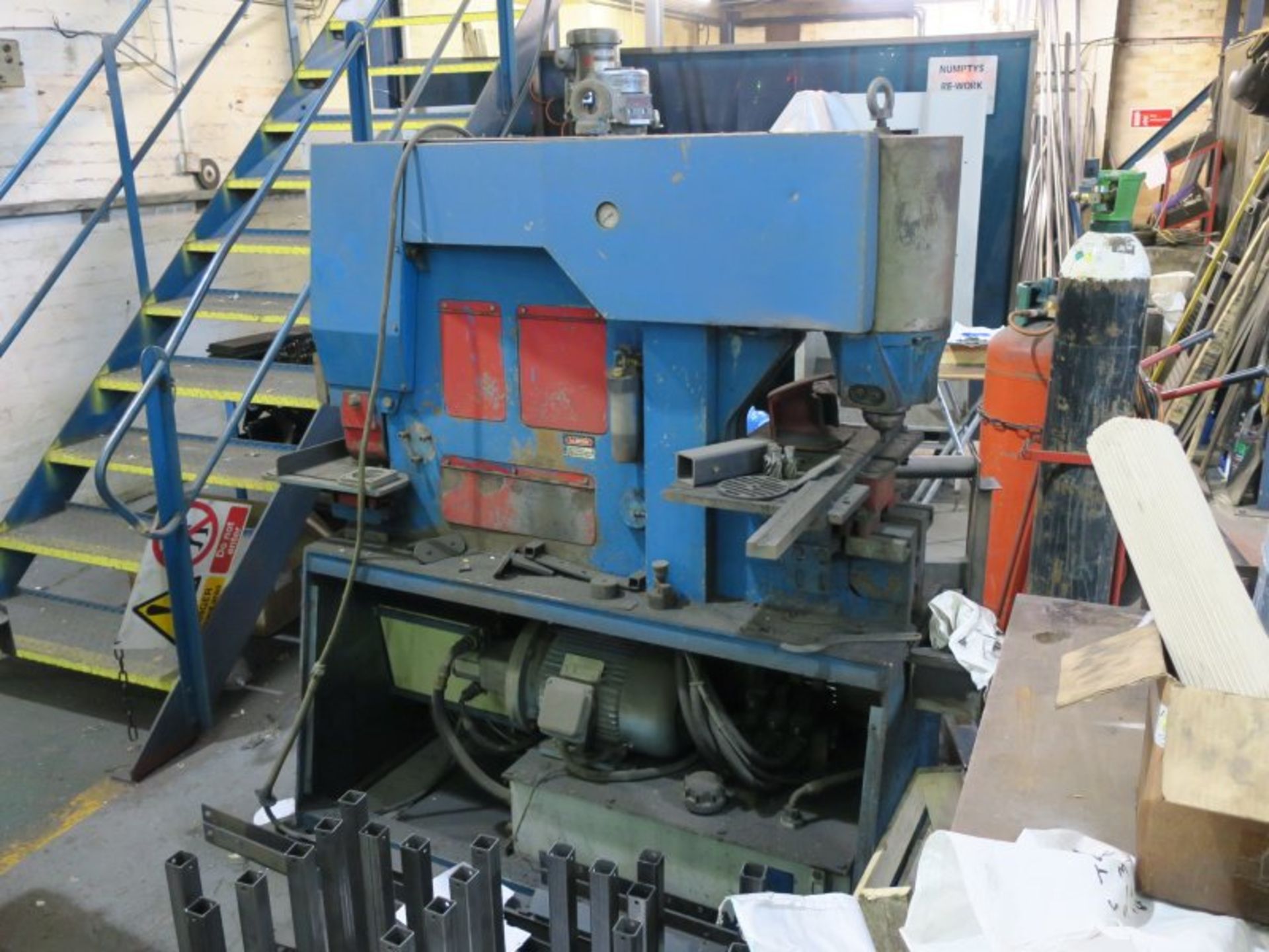 * Kingsland 55XS Hydraulic Punch & Shear, Model 55, Type XS, Number 614893. Supplied with a - Image 2 of 8