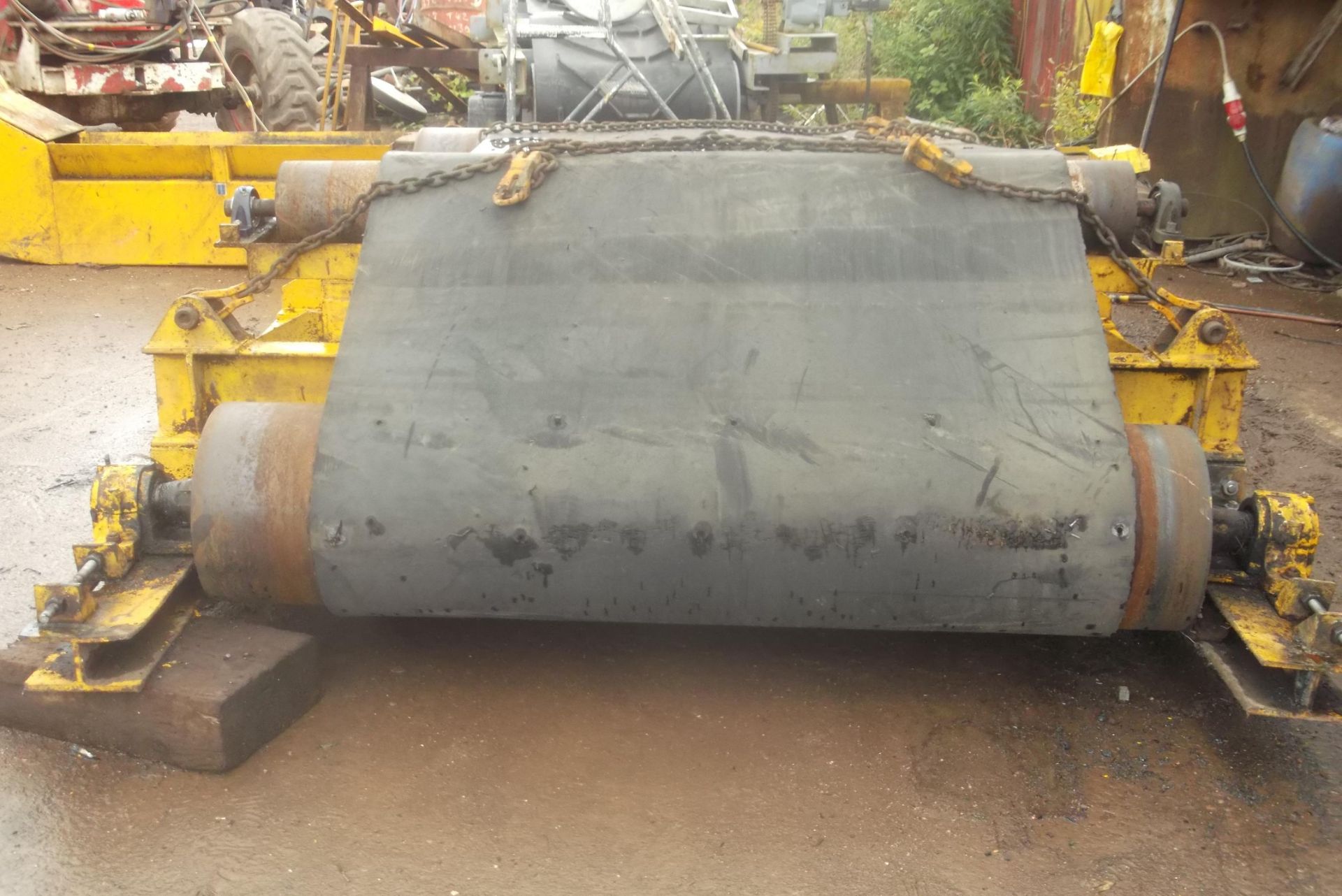 * Very Large Permanent Overband Magnet, to cover up to 6' belt, weight approx 8 tonnes, 3PH electric