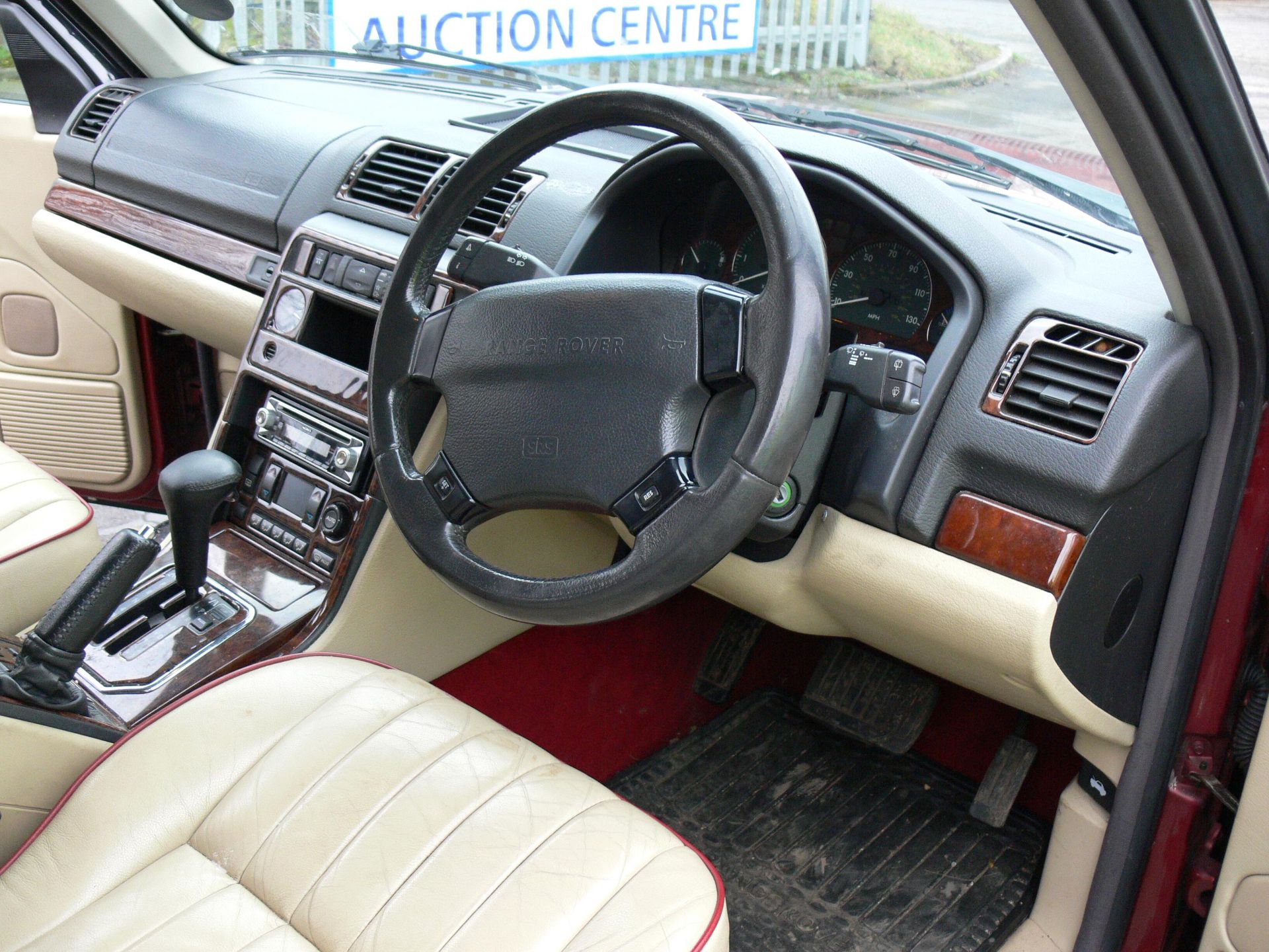 Land Rover Range Rover P38 automatic. Date of first registration 29/06/2001. Bordeaux limited - Image 5 of 11