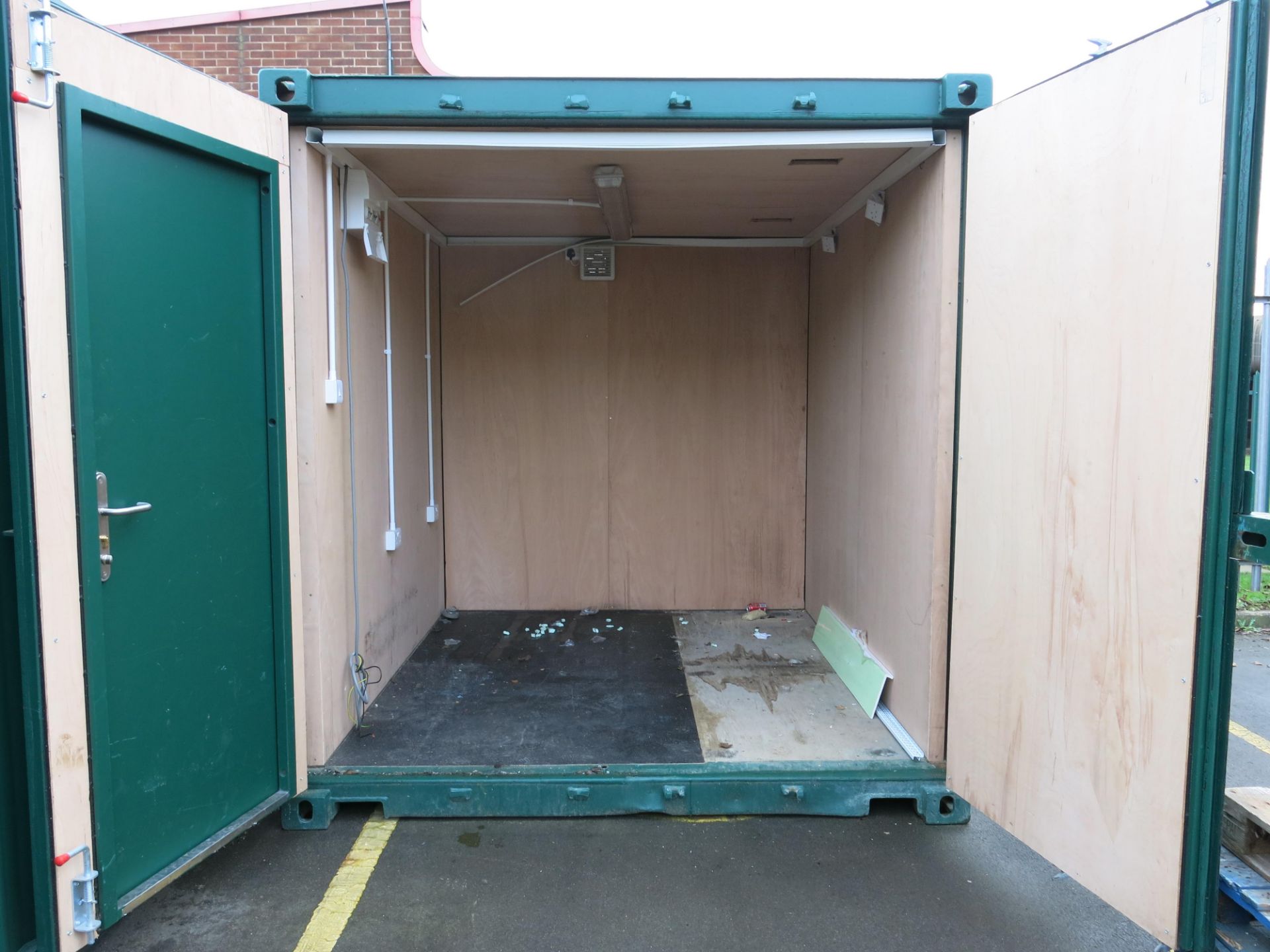 * A small 9.5ft container, boarded out with a strip light, sockets, 240V fan to the rear, 2 x - Image 4 of 8