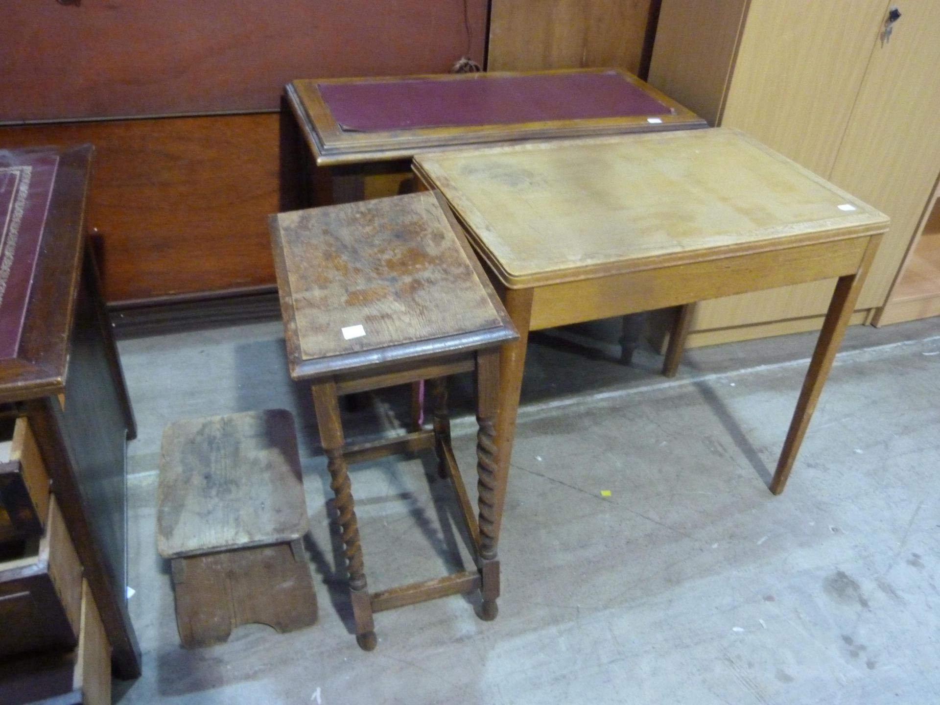 * A red leather topped twin pedestal desk with 3 drawers either side together with a 4 drawer red - Image 4 of 4