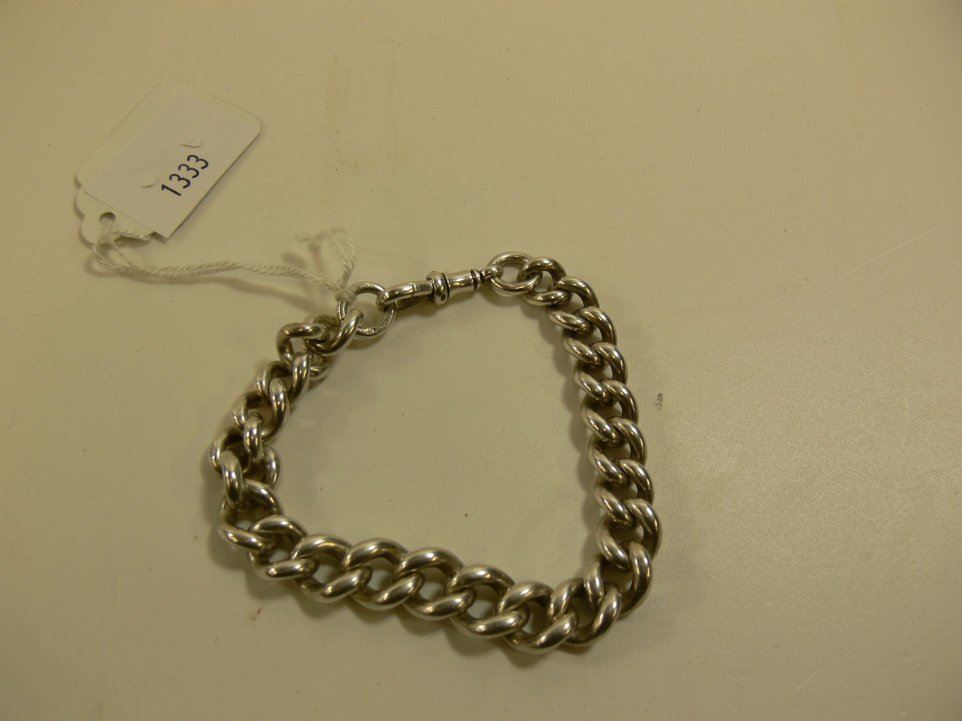 A heavy (approx 50g) silver hallmarked chain (est £20-£40)