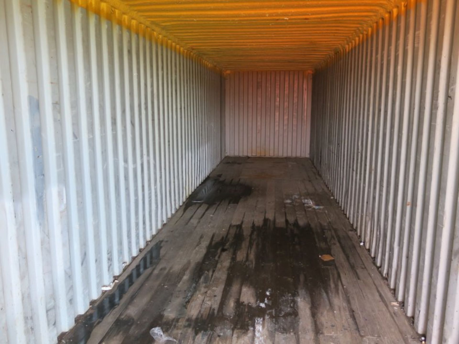 * 40' Shipping container with insulated roof (container ID 34). Sold loaded onto buyers transport. - Image 3 of 4