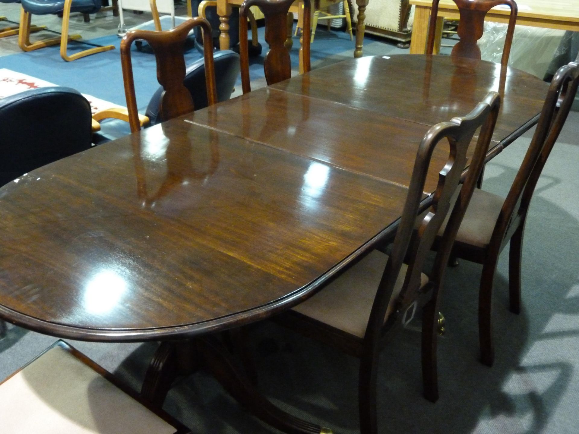 Victorian table and six chairs (table w 95cm length open with extra leaf 231cm without leaf 186cm)