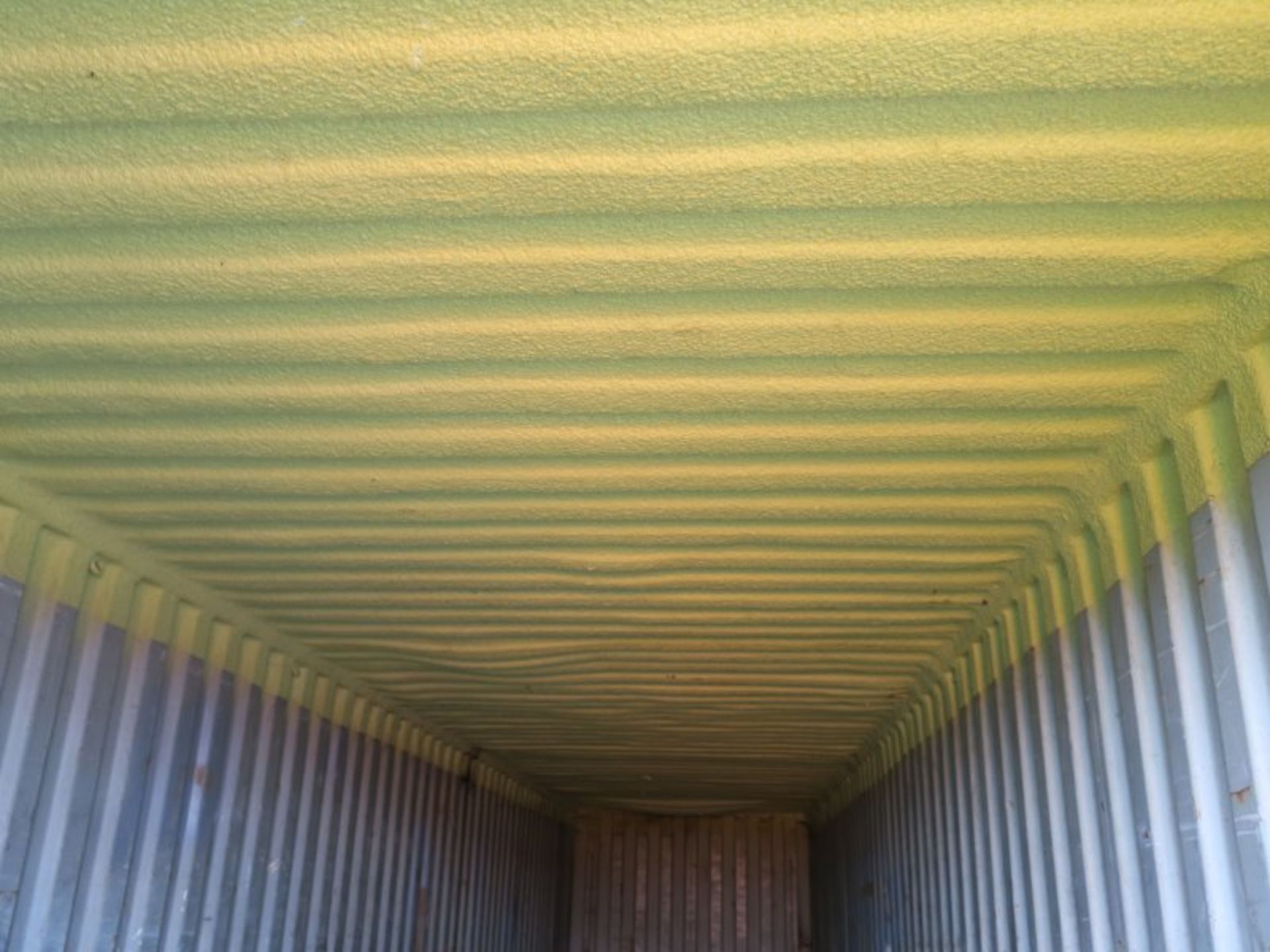 * 40' Shipping container with insulated roof (container ID 31). Sold loaded onto buyers transport. - Image 4 of 4