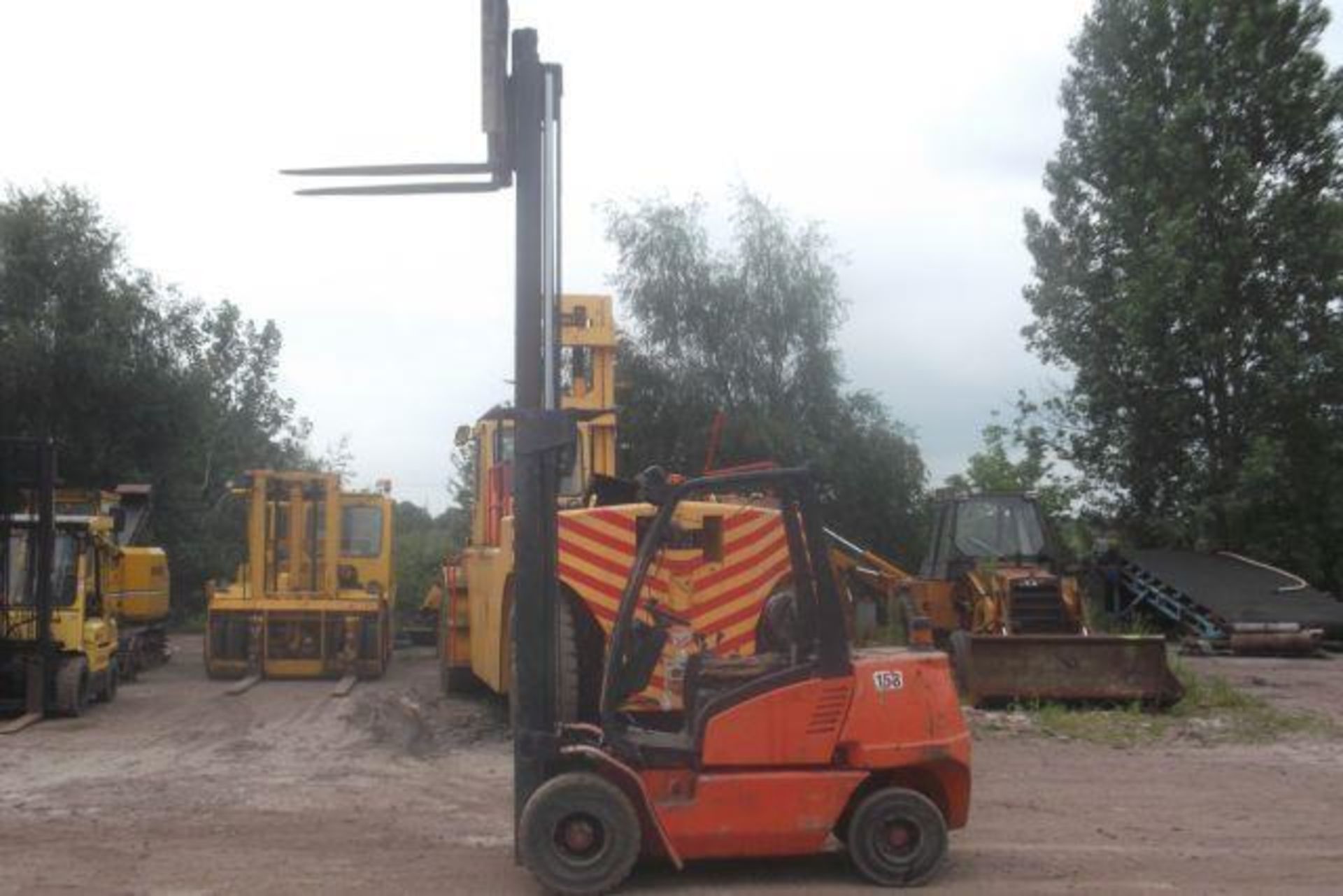 * Boss CD30D Diesel Forklift With Side Shift, Lift Height 4m, Solid Tyres, Perkins Engine, Runner. - Image 2 of 3