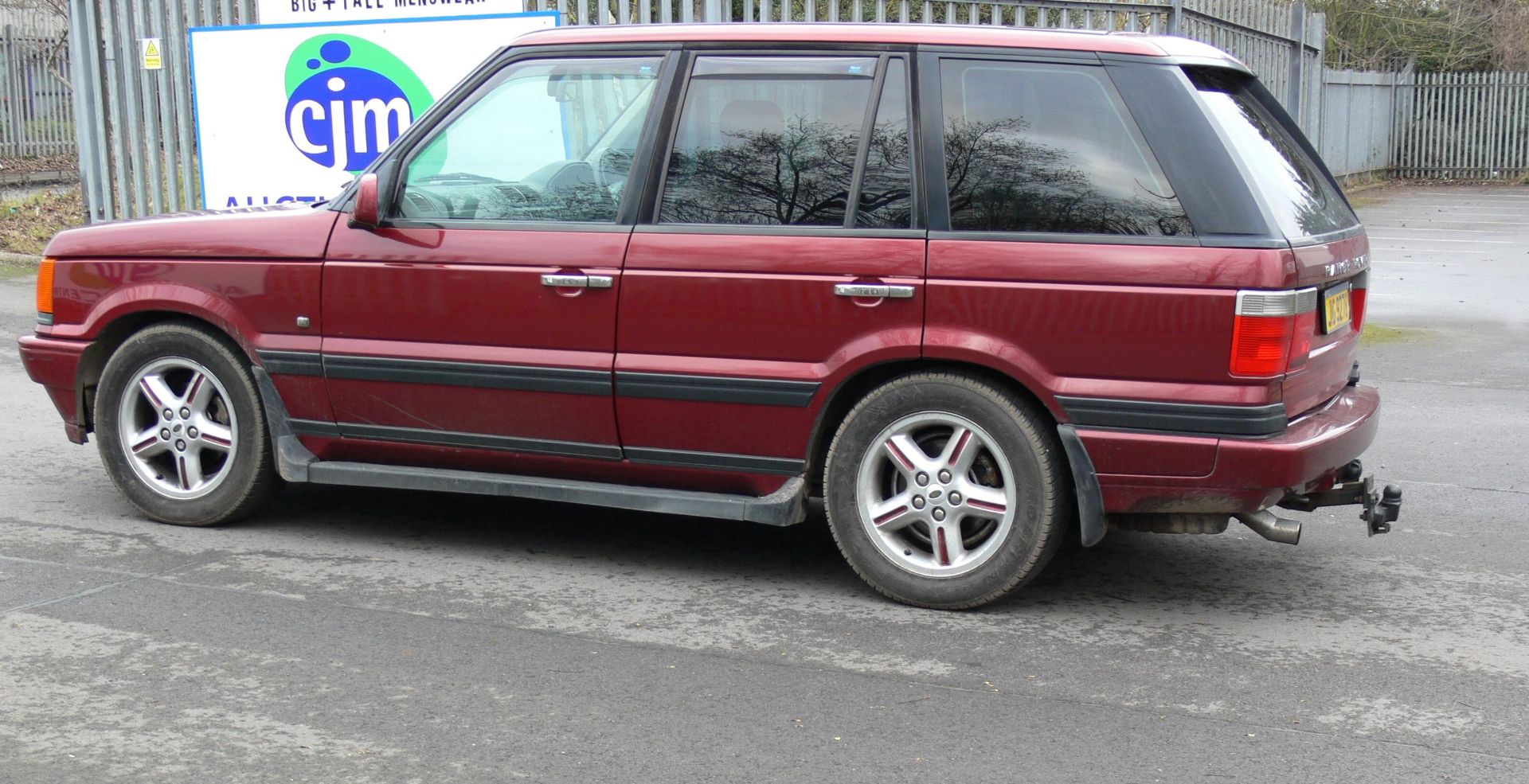 Land Rover Range Rover P38 automatic. Date of first registration 29/06/2001. Bordeaux limited - Image 4 of 11