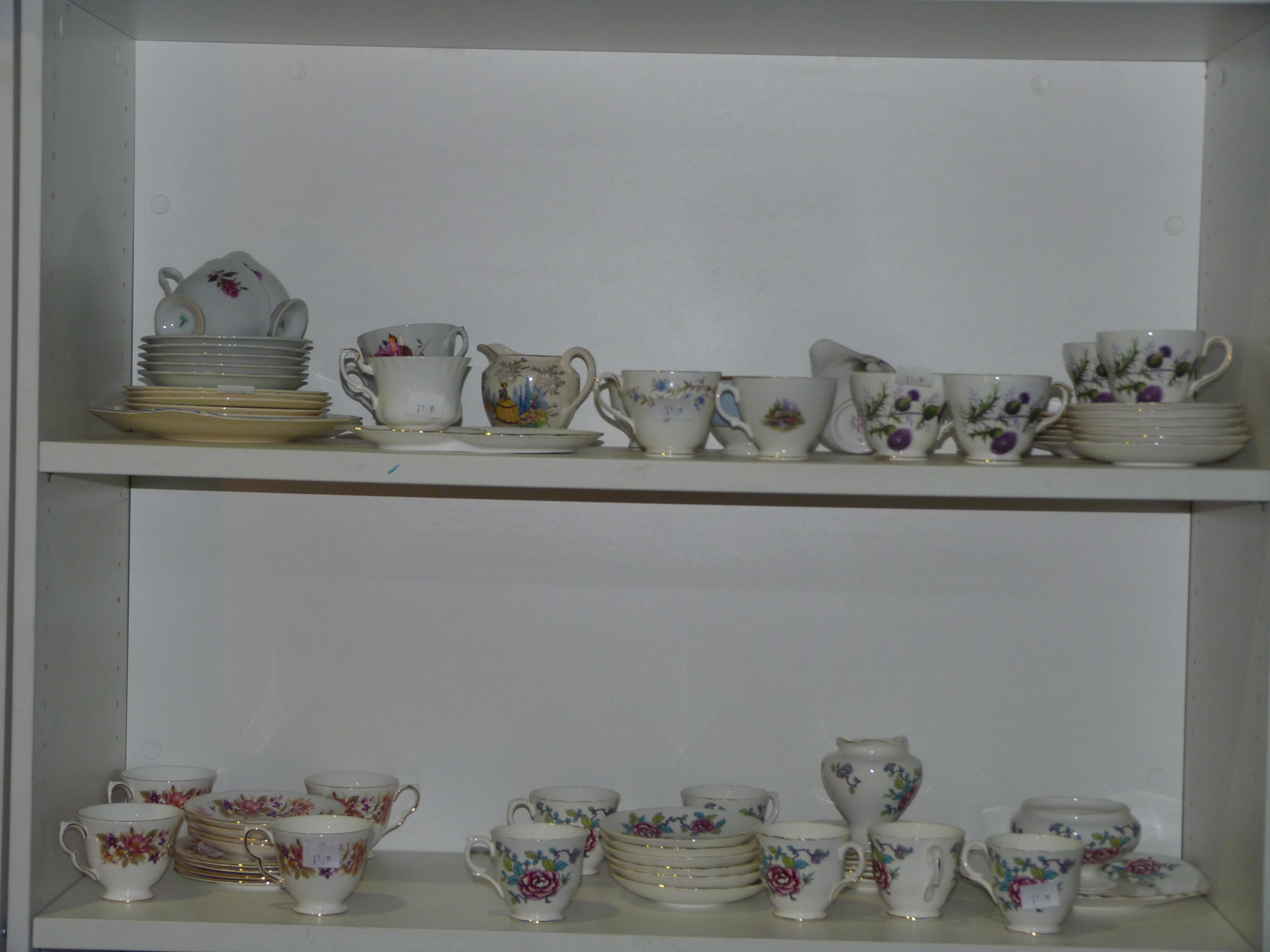 This is a Timed Online Auction on Bidspotter.co.uk, Click here to bid. Two shelves to contain tea