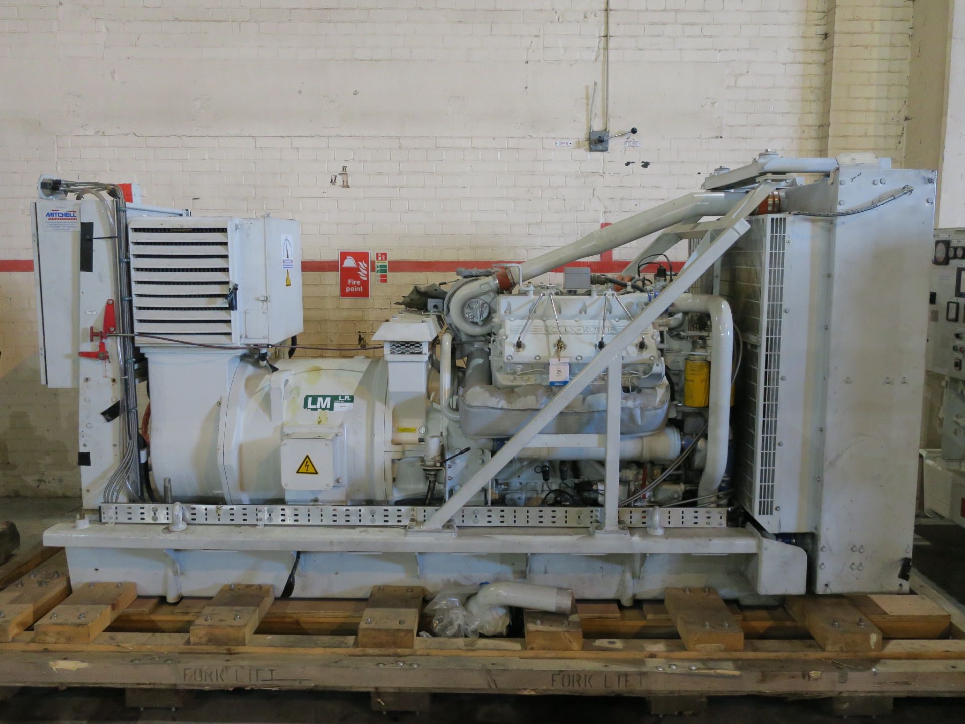 * A Perkins/Rolls Royce V8 Turbo, CV8, Alternator Make: Mawdsleys, 312KVA, 60Hz, 3PH, 1800RPM,