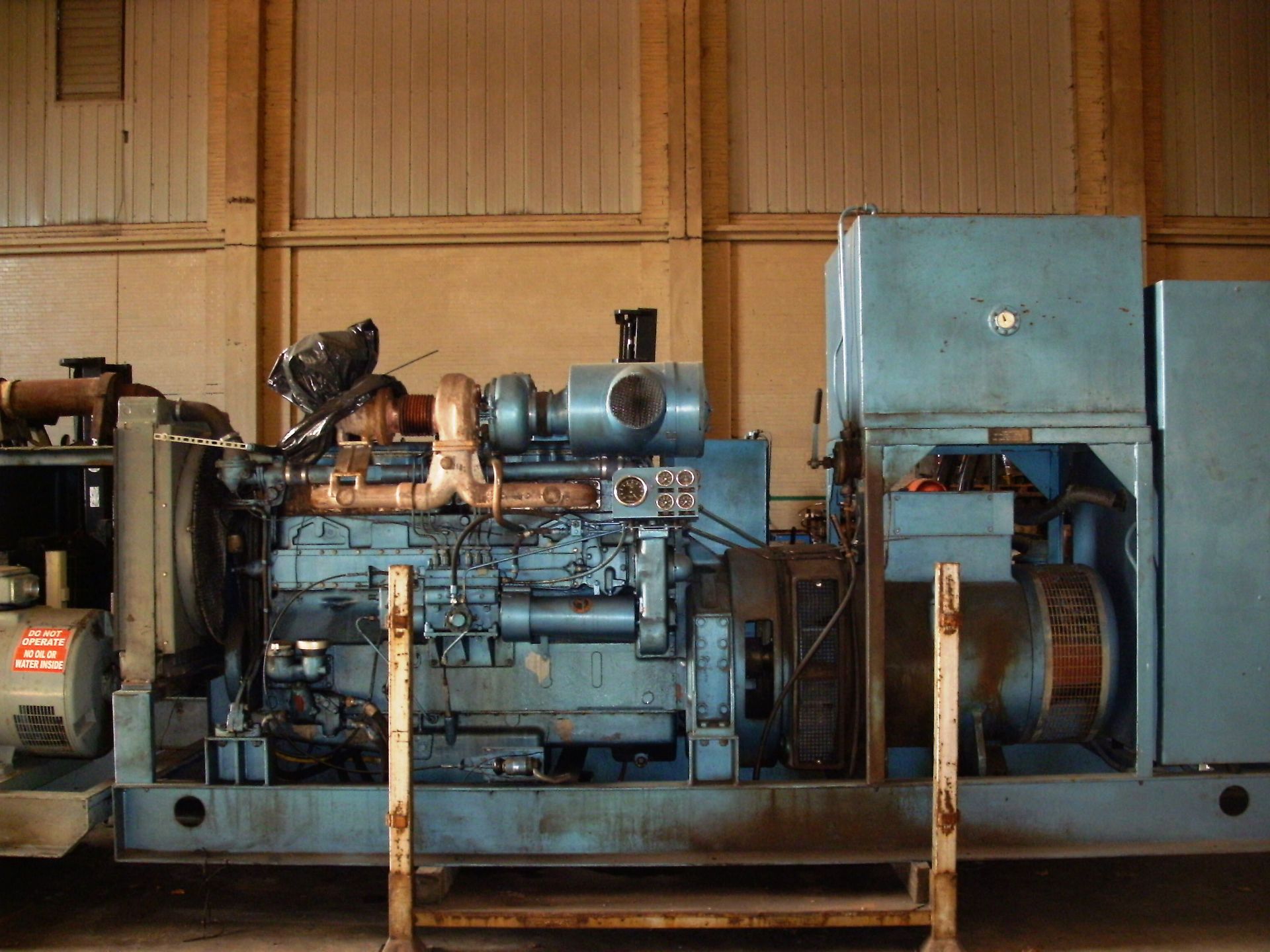 * A Dorman Straight 6 Turbo, 6LDTII, Alternator Make: Puma, 250KVA, 50Hz, 3PH, 1500RPM, 350AMP,