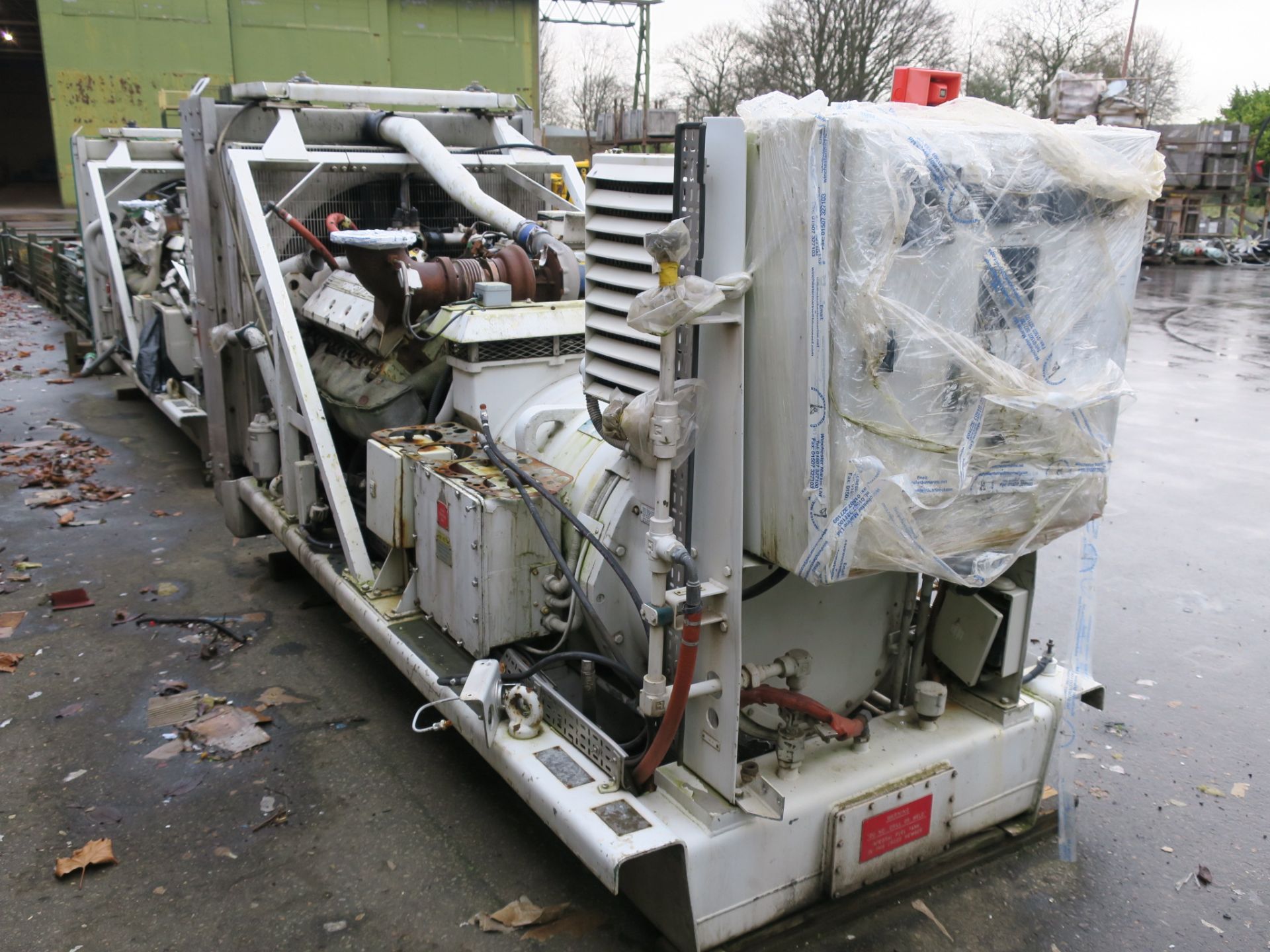 * A Perkins/Rolls Royce V8 Turbo, CV8, Alternator Make: Mawdsleys, 312KVA, 60Hz, 3PH, 1800RPM, - Image 3 of 5