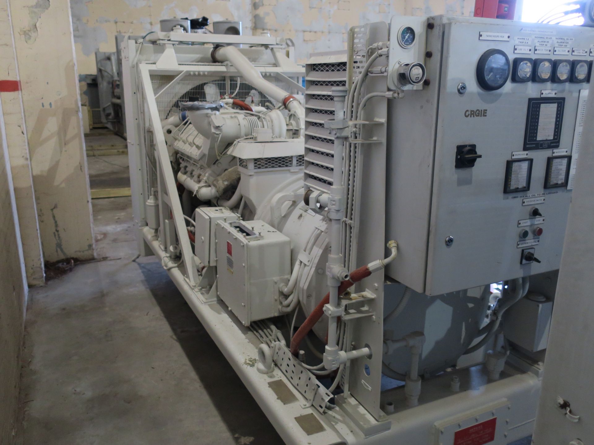 * A Perkins/Rolls Royce V8 Turbo, CV8, Alternator Make: Mawdsleys, 312KVA, 60Hz, 3PH, 1800RPM, - Image 4 of 6