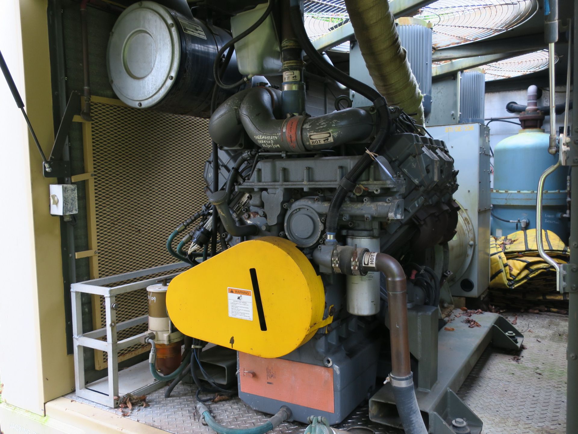 * A Deutz V6 Turbo, BF6M1015, Alternator Make: Magnamax, 250KVA, 60Hz, 3PH, 1800RPM, 301AMP, 480V, - Image 4 of 7