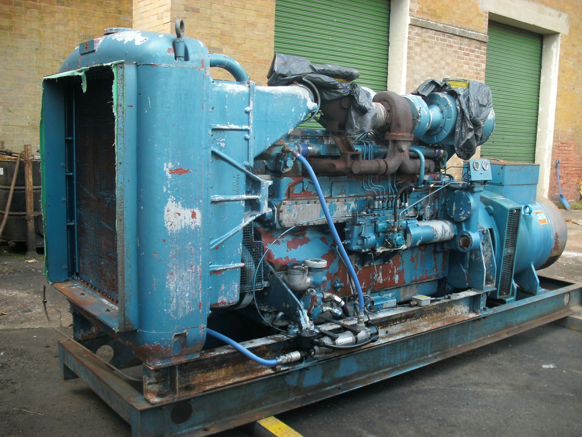 * A Dorman Staight 6 Turbo, Alternator Make: Puma, 325KVA, 50Hz, 3PH, 1500RPM, Low hours ex standby,