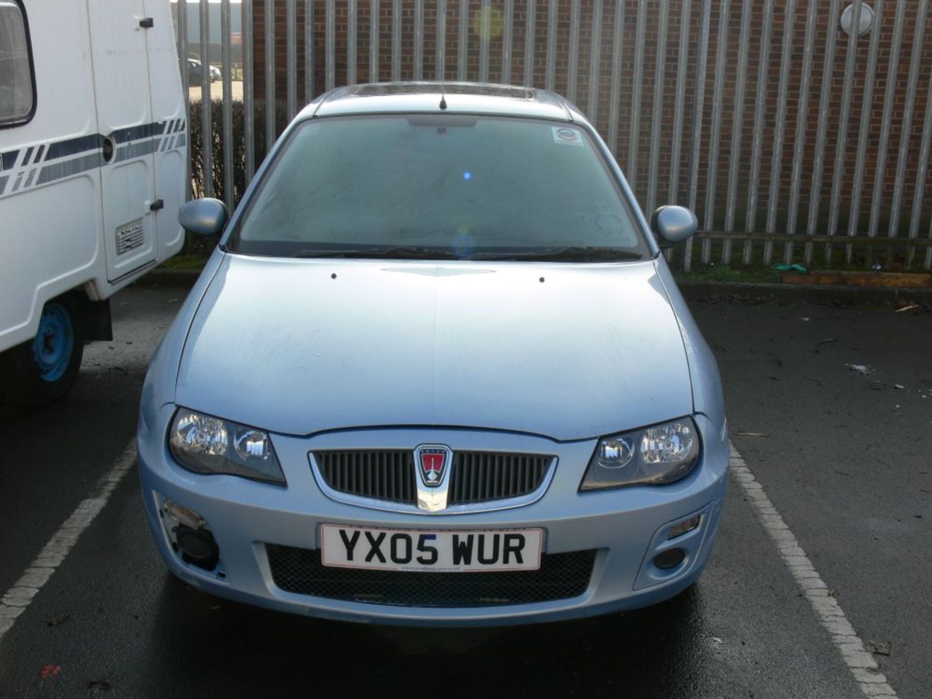 A Rover 25si 1.4 Petrol in blue. Date of first registration 18/03/2005. Number of former keepers -