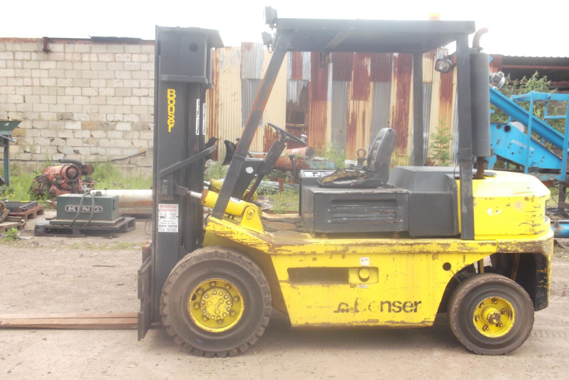 * Boss 4 Ton Diesel Forklift, Perkins engine, solid tyres, runner. Please note this lot is located - Image 2 of 3