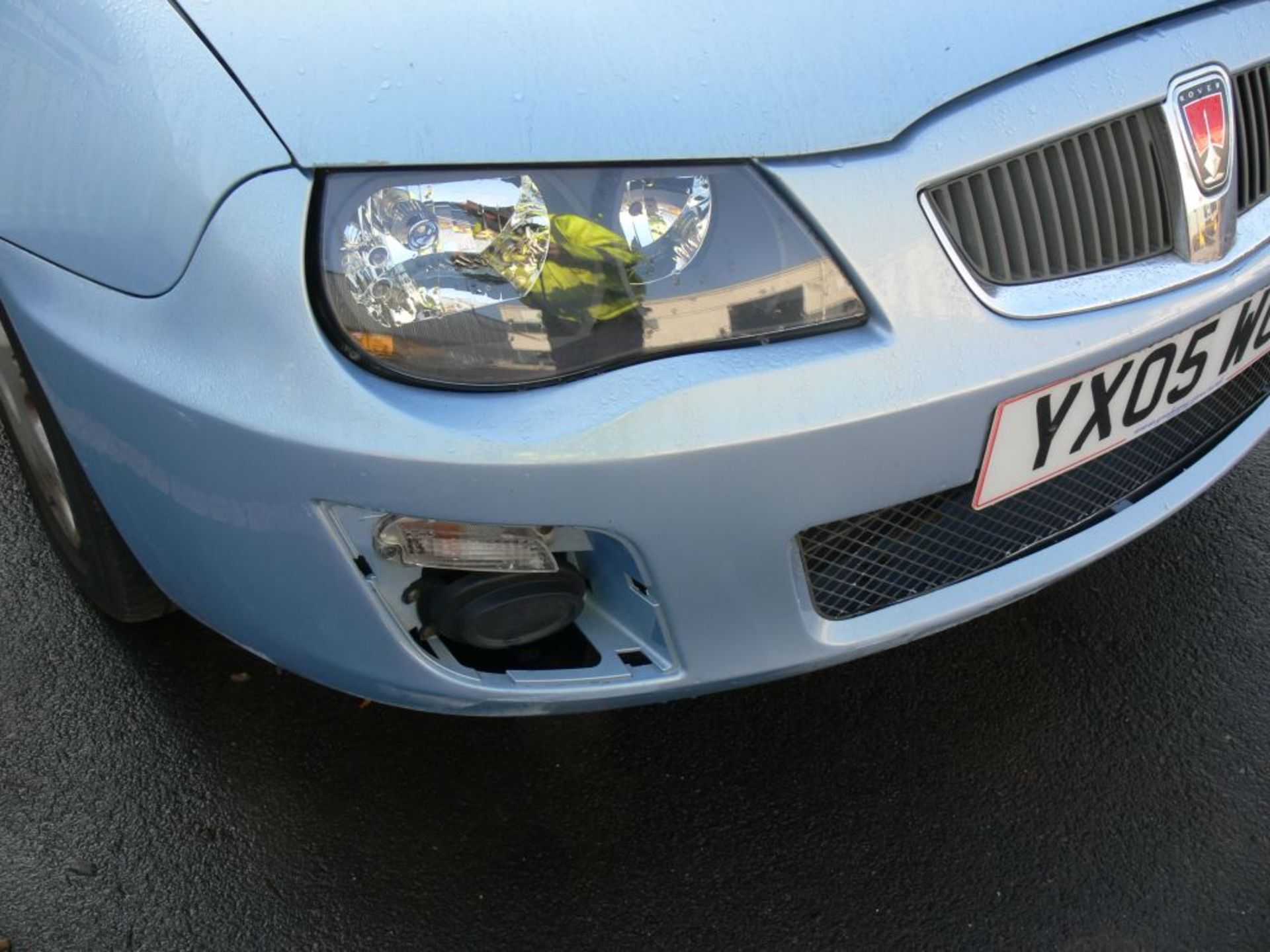 A Rover 25si 1.4 Petrol in blue. Date of first registration 18/03/2005. Number of former keepers - - Image 7 of 16