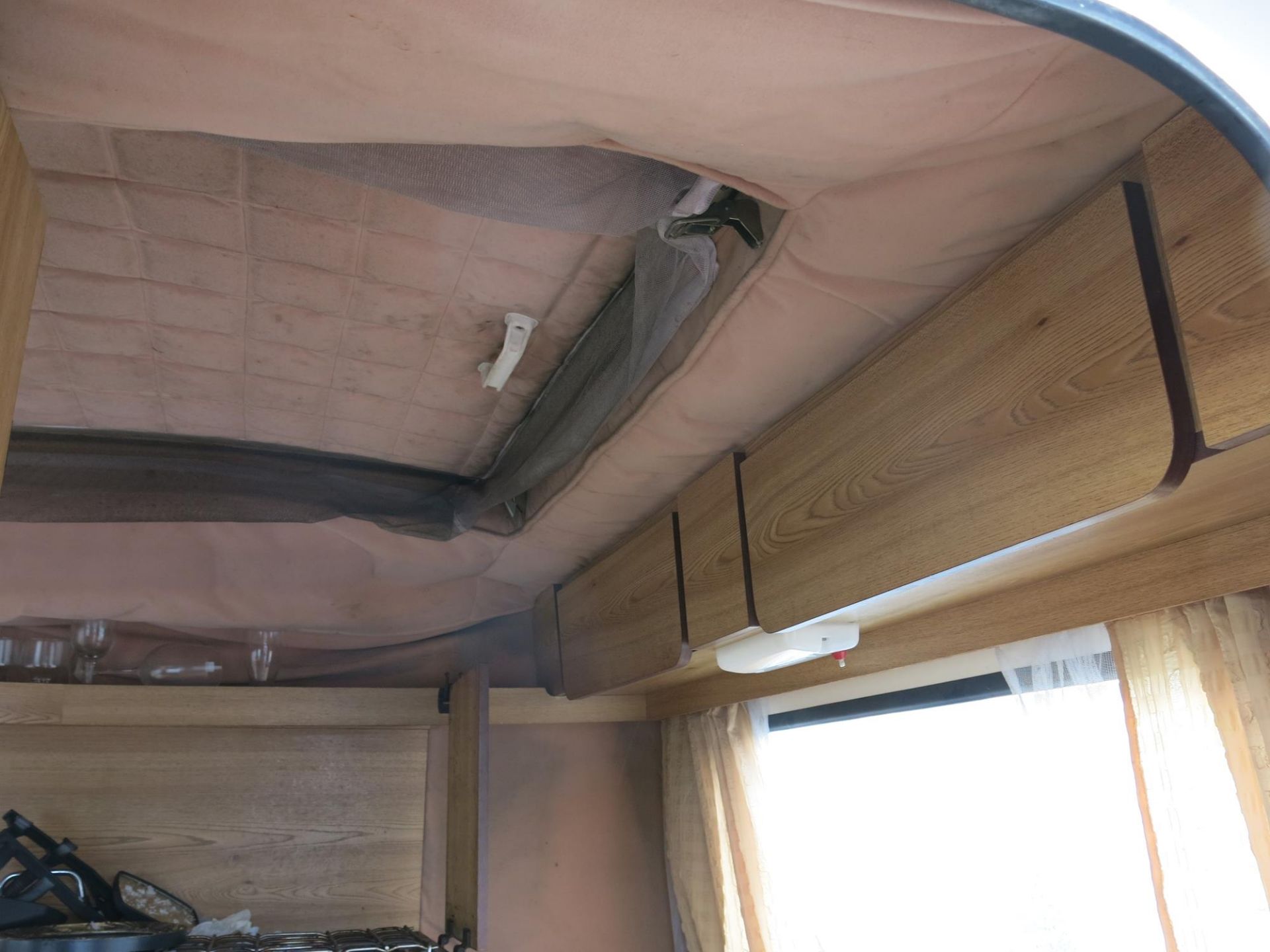 A Freedom Microlite Sport 3 berth Micro Caravan; weighs approx. 500Kg, (very light and easy to - Image 8 of 22