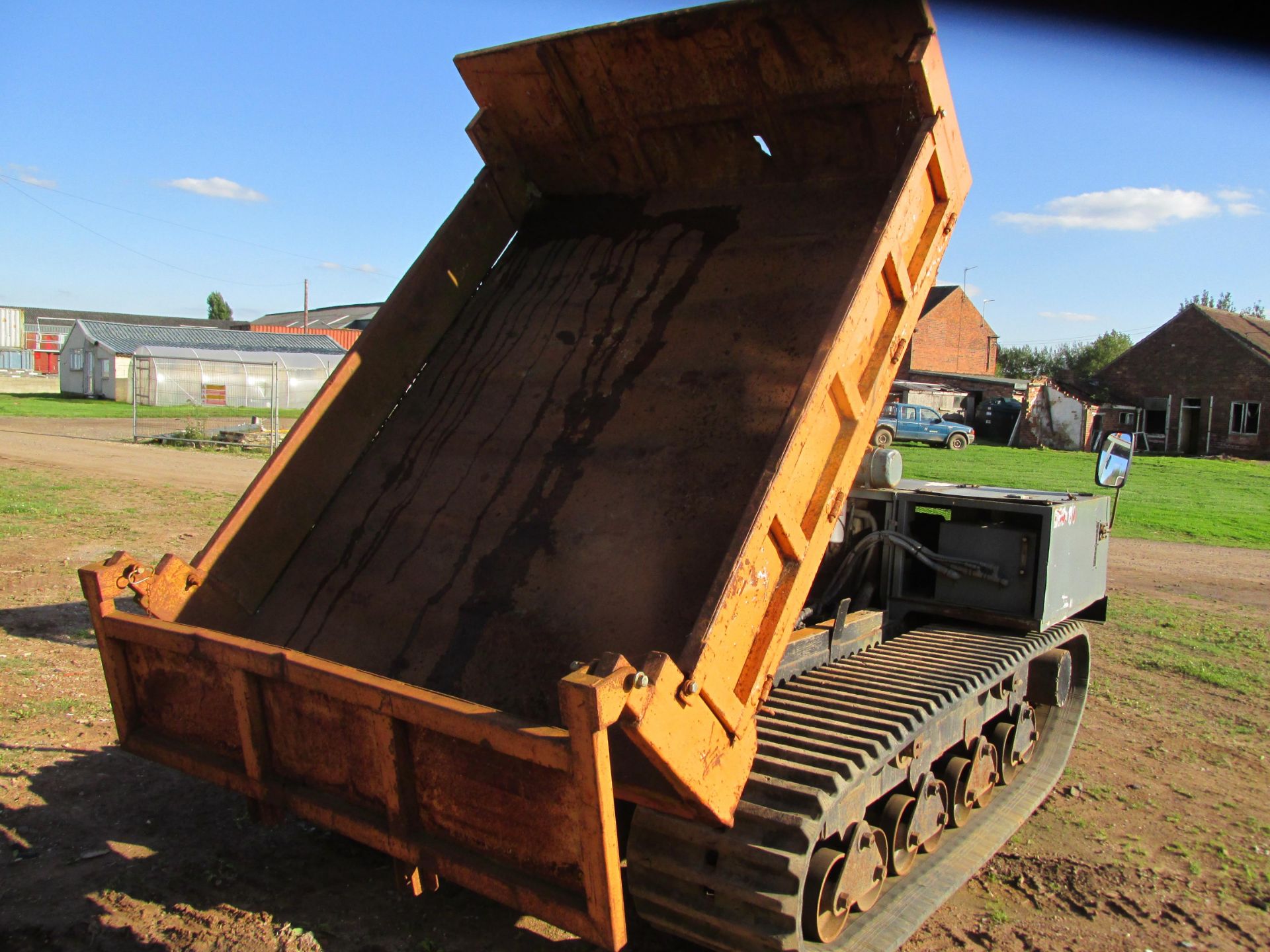 * Marooka CG45-C 4.5 Tonne Tracked Dumper, Runner. Please note this lot is located at The Old - Image 5 of 5