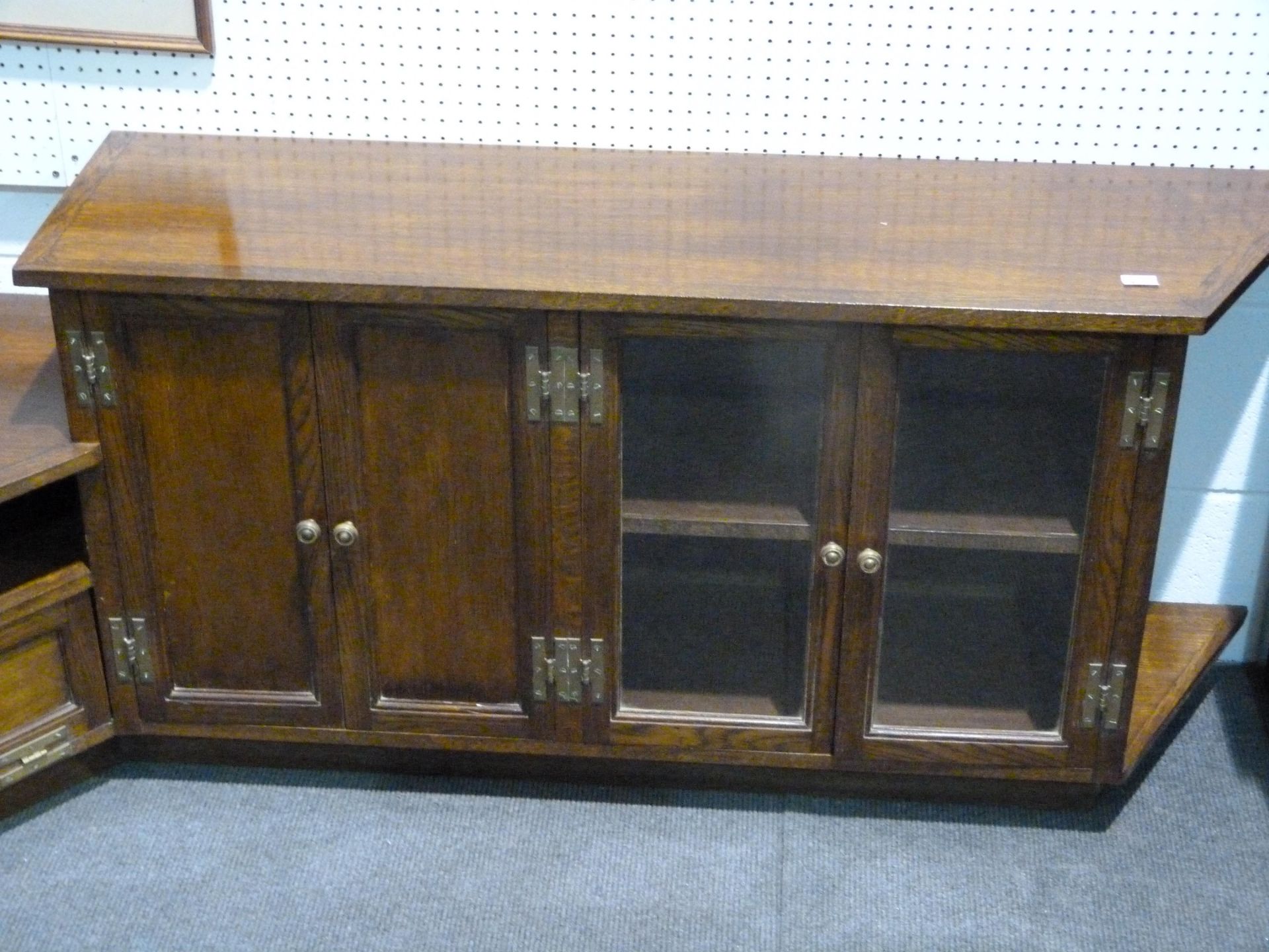 A dark wood TV cupboard with attached cupboard & display cupboard (H61cm, W194cm, D77cm) together - Image 2 of 4