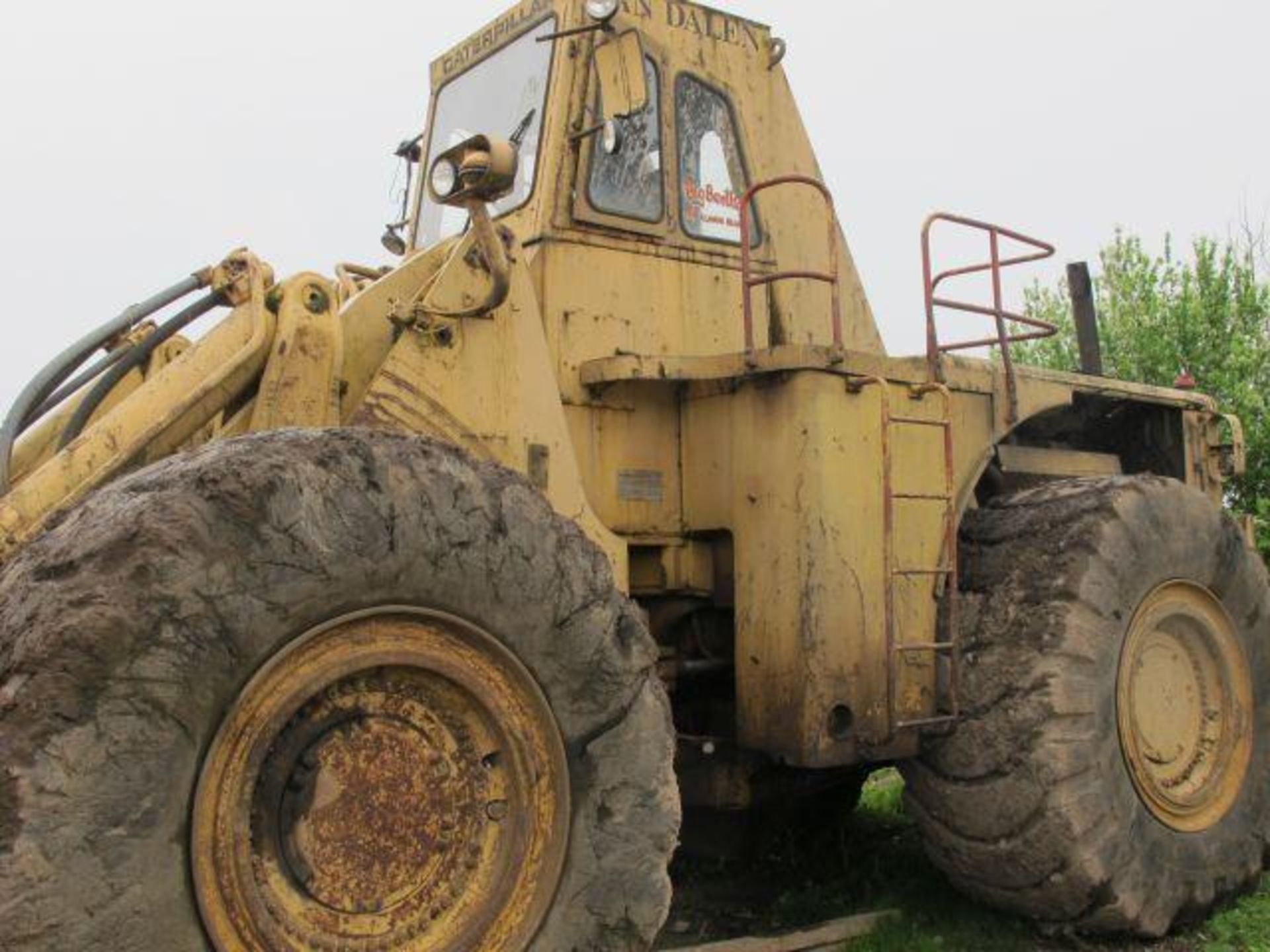 * Caterpillar 992 Loading Shovel, 3 X Injected Solid Tyres & 1 Spare Tyre, Runner S/N 25K877. Please - Image 4 of 4