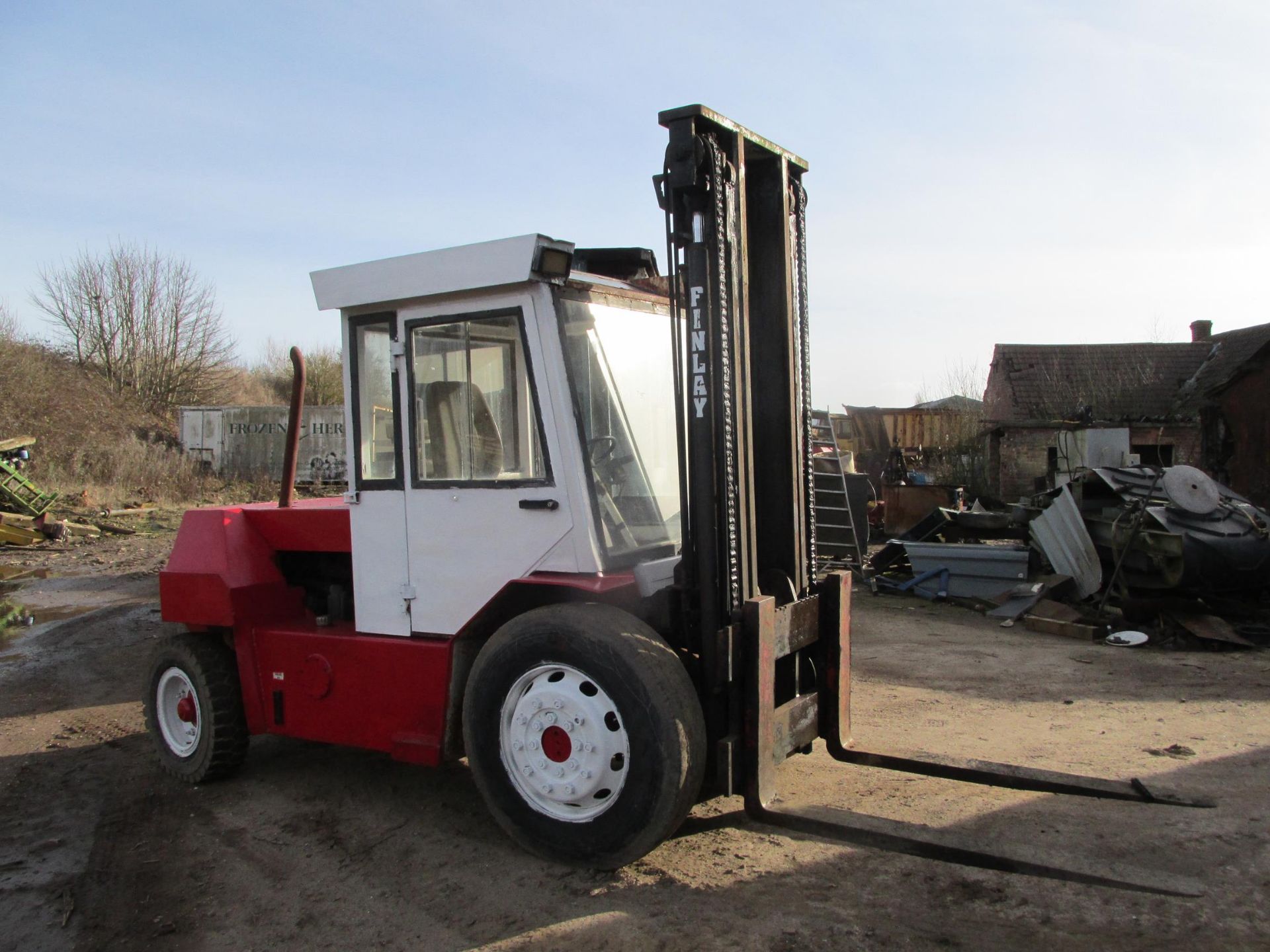 * Finlay F110 diesel forklift, rated at 5500kg to 3.6 meter max lift height, 1.5 meter forks, - Image 2 of 5