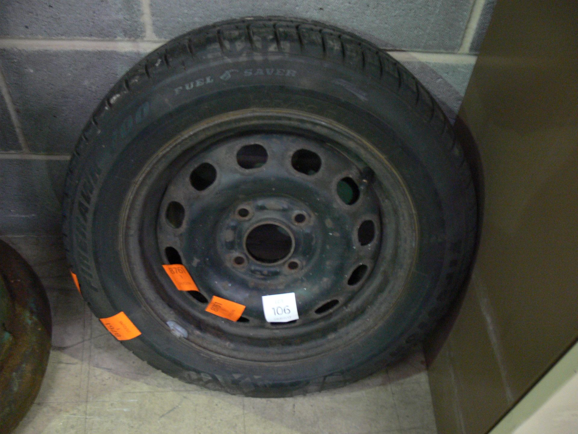 A spare wheel, 4 bolt, with good tyre 185/60/R14
