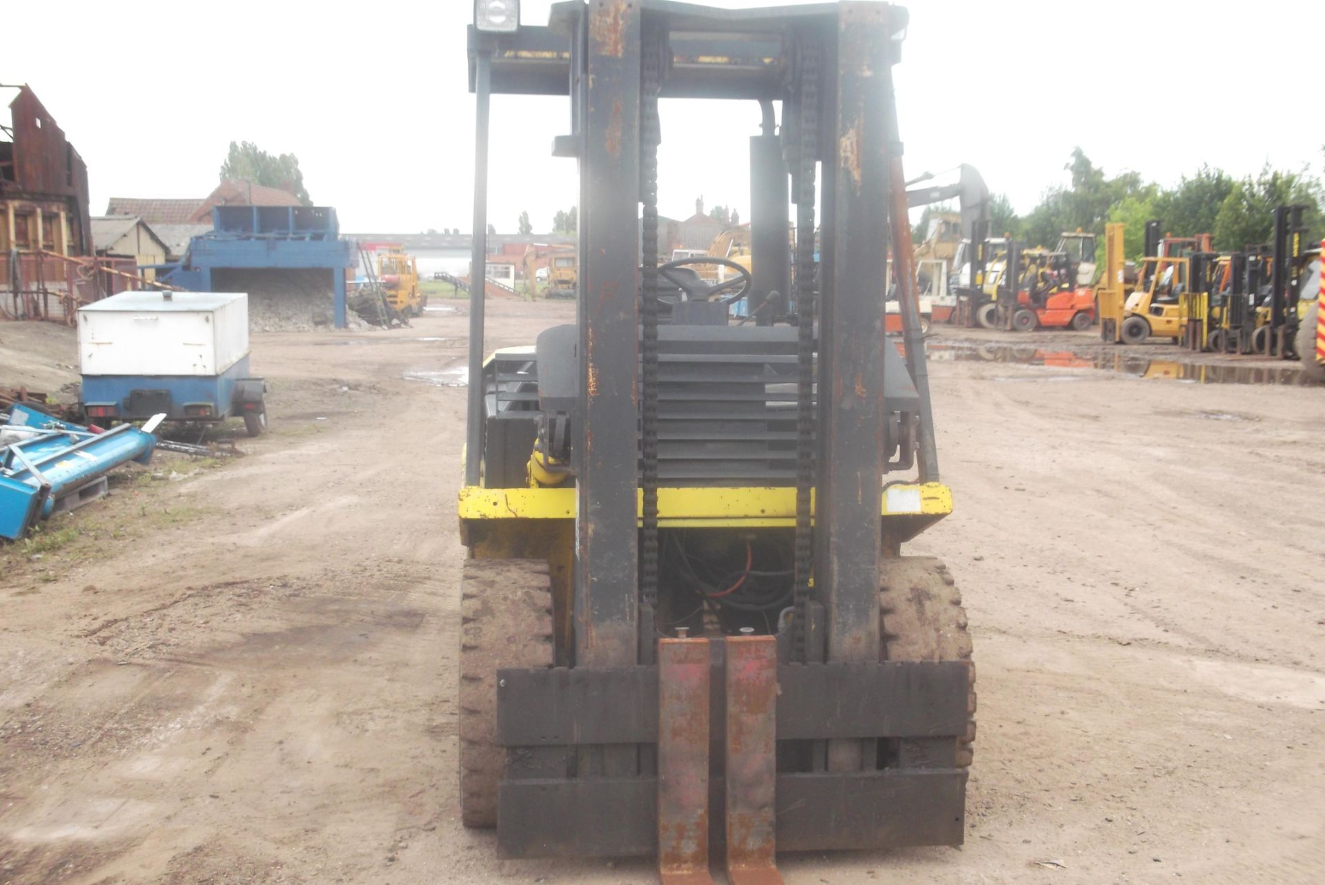 * Boss 4 Ton Diesel Forklift, Perkins engine, solid tyres, runner. Please note this lot is located - Image 3 of 3