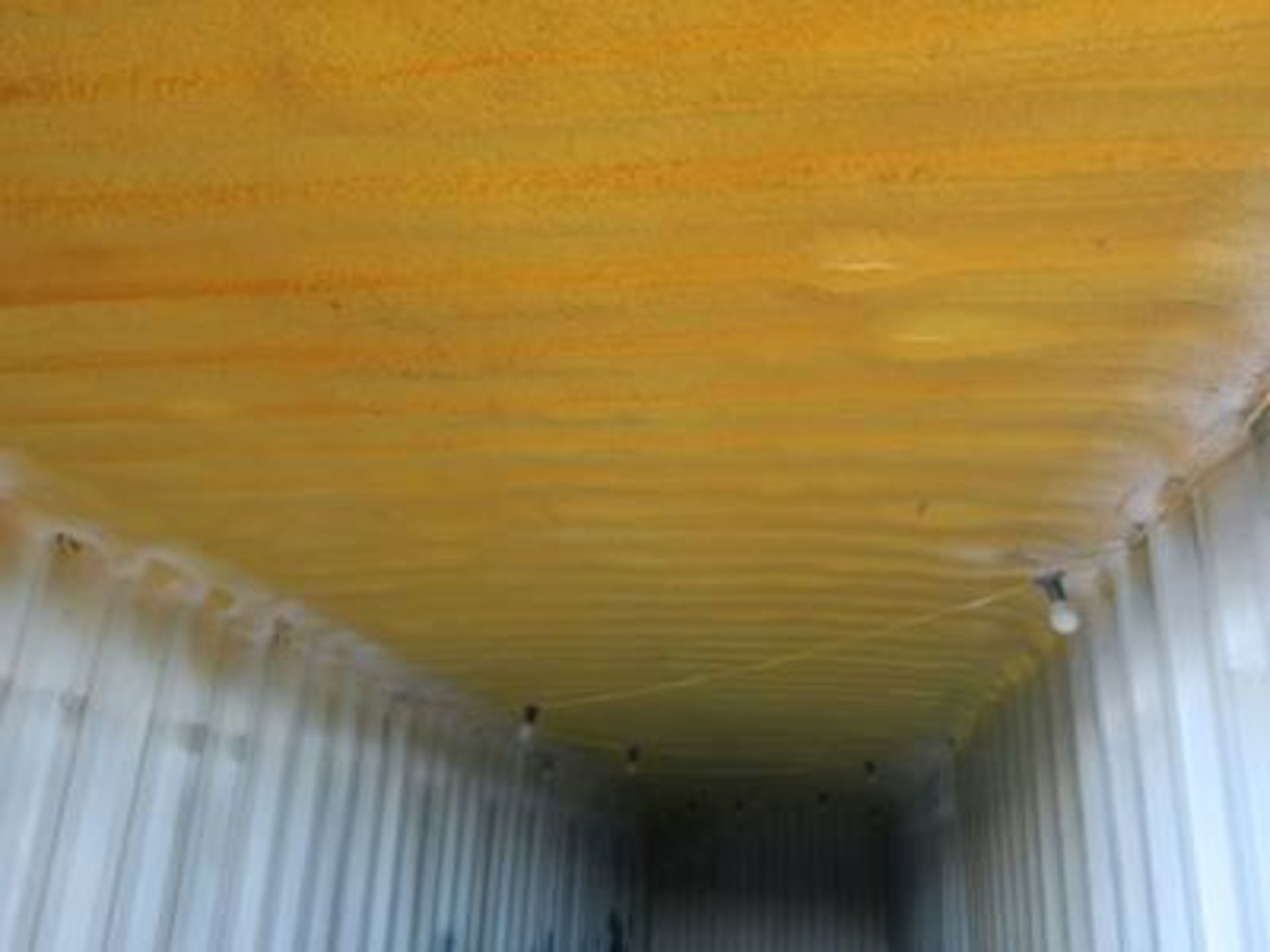 * 40ft Shipping Container with insulated roof (Container ID 159). Sold loaded onto buyer's - Image 4 of 5