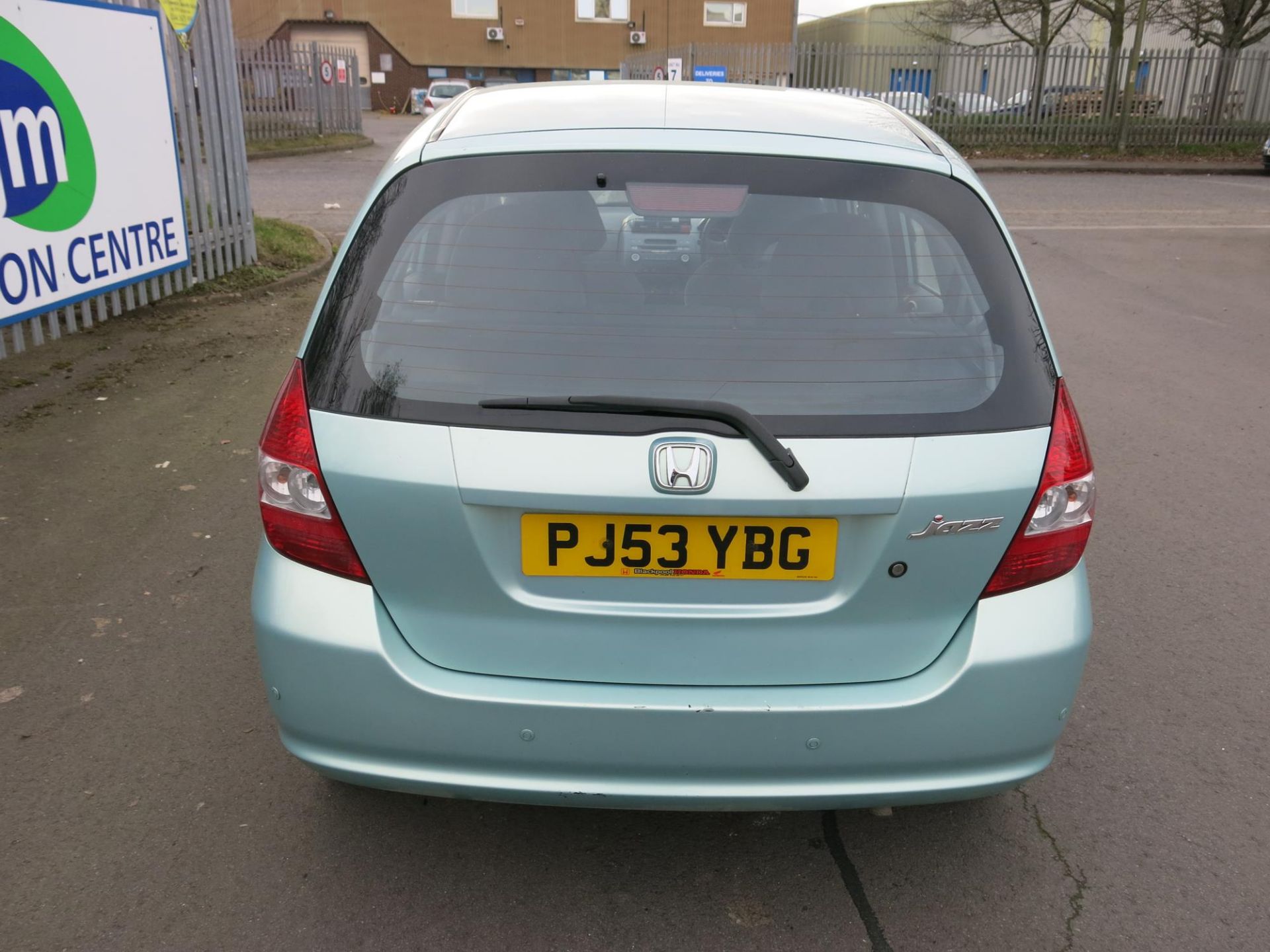 Honda Jazz S 5 Door Hatchback, 1.4 petrol, PJ53 YBG, Odometer reads 89994, number of former - Image 6 of 16