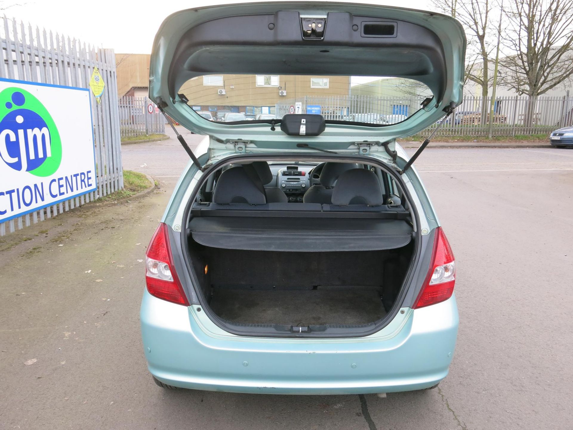 Honda Jazz S 5 Door Hatchback, 1.4 petrol, PJ53 YBG, Odometer reads 89994, number of former - Image 8 of 16